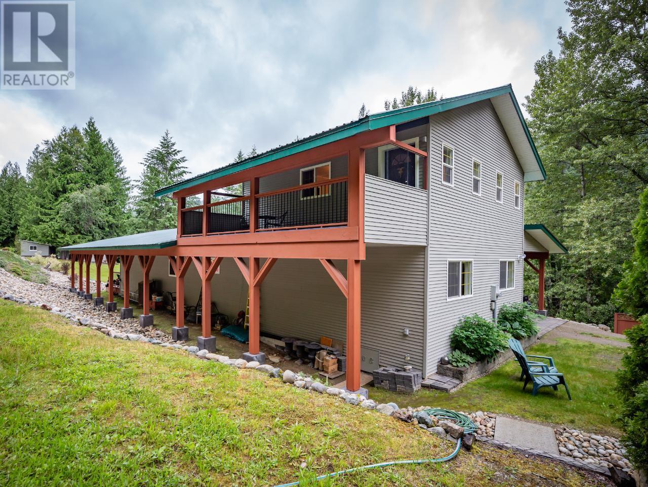 1160 22 Highway, Rossland, British Columbia  V0G 1Y0 - Photo 58 - 10356644