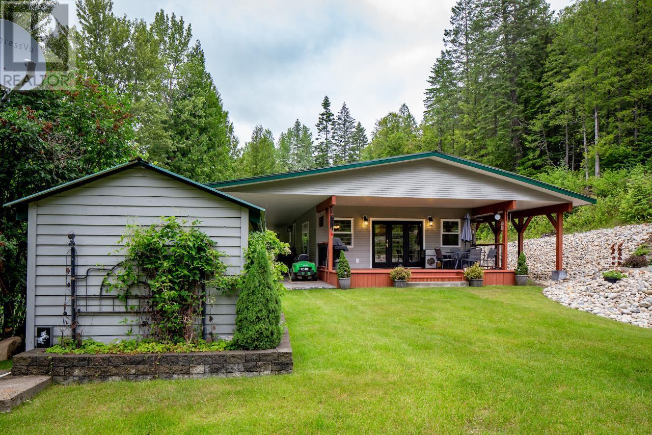 1160 22 Highway, Rossland, British Columbia  V0G 1Y0 - Photo 60 - 10356644
