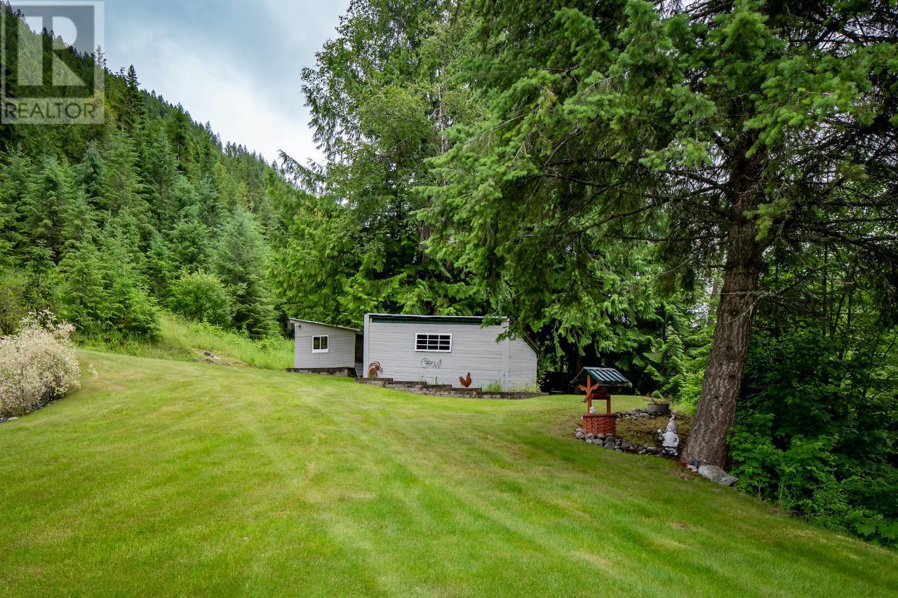 1160 22 Highway, Rossland, British Columbia  V0G 1Y0 - Photo 62 - 10356644