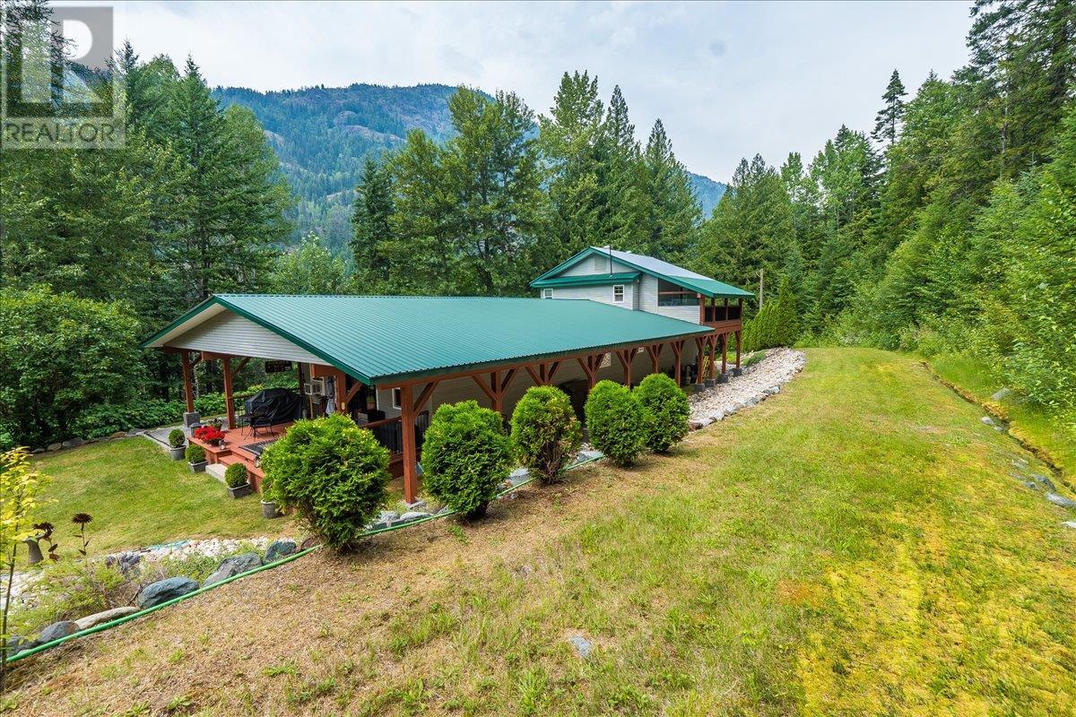 1160 22 Highway, Rossland, British Columbia  V0G 1Y0 - Photo 67 - 10356644