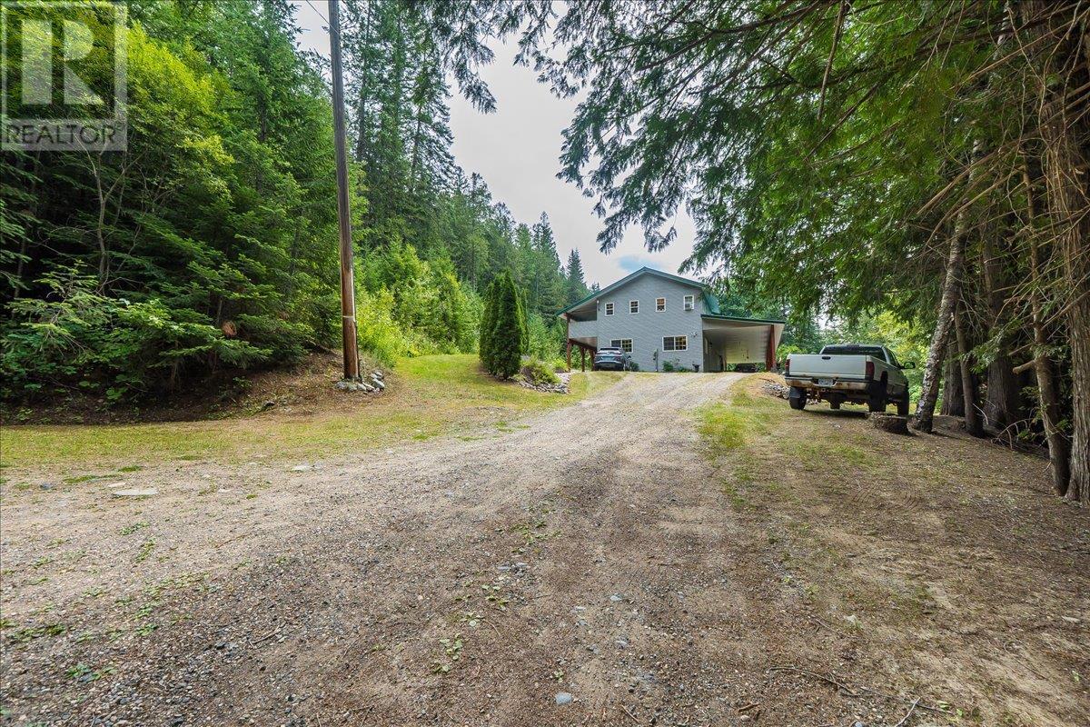 1160 22 Highway, Rossland, British Columbia  V0G 1Y0 - Photo 77 - 10356644