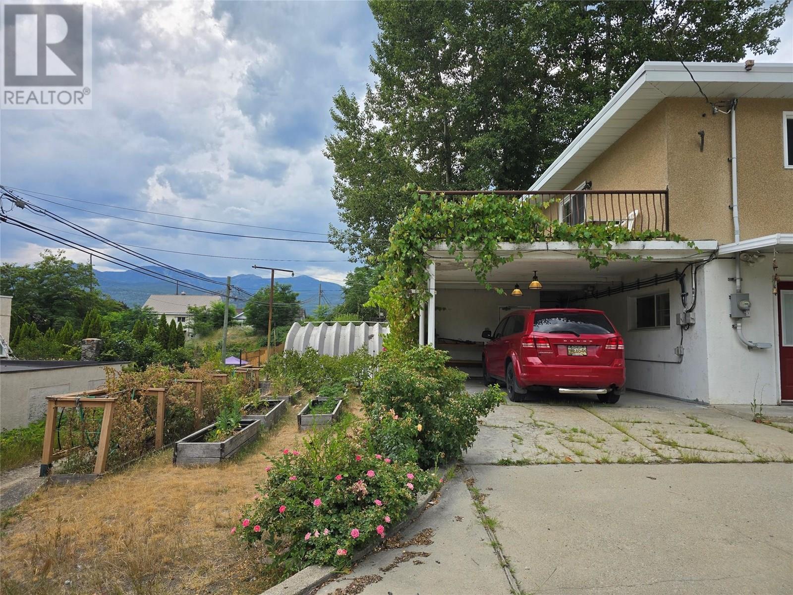 2296 Eighth Avenue, Trail, British Columbia  V1R 3E3 - Photo 22 - 10356261