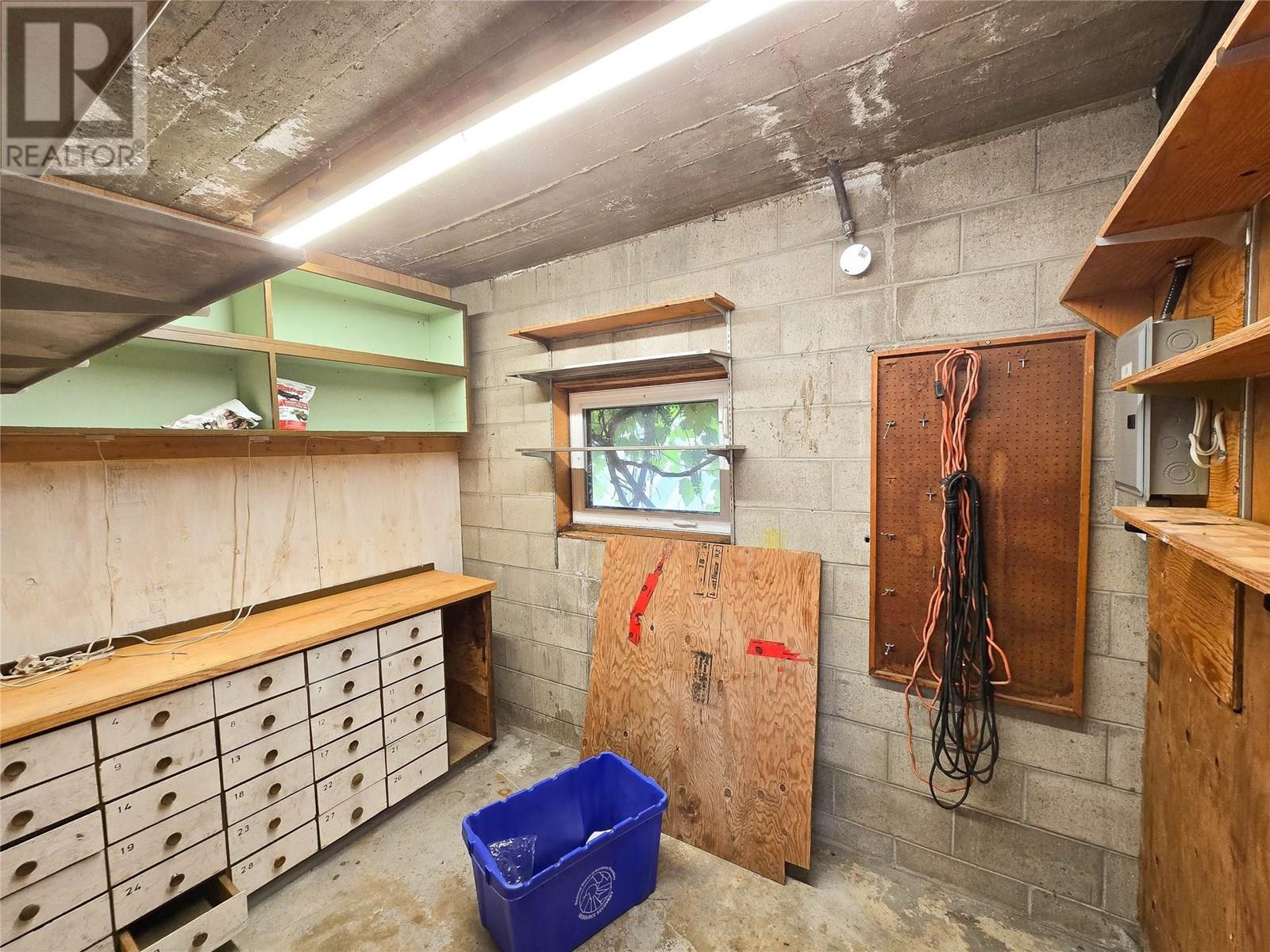 2296 Eighth Avenue, Trail, British Columbia  V1R 3E3 - Photo 30 - 10356261