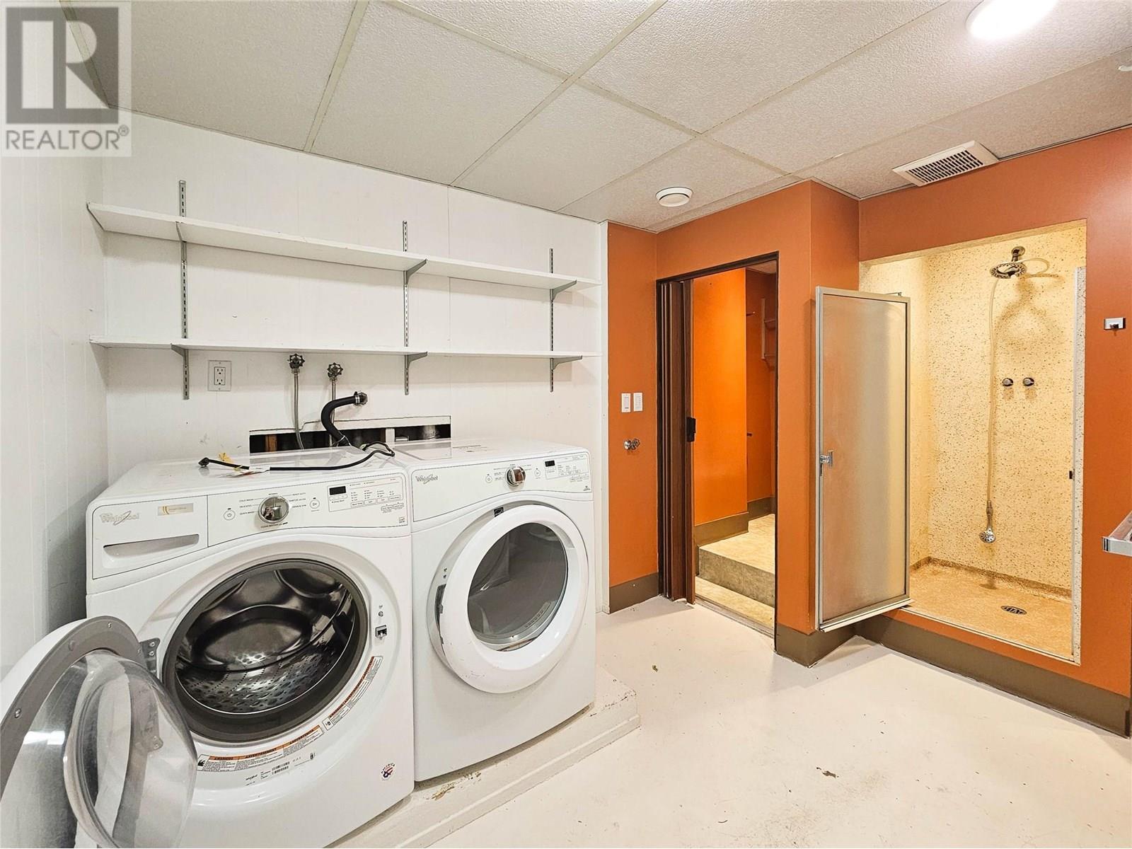 2296 Eighth Avenue, Trail, British Columbia  V1R 3E3 - Photo 33 - 10356261