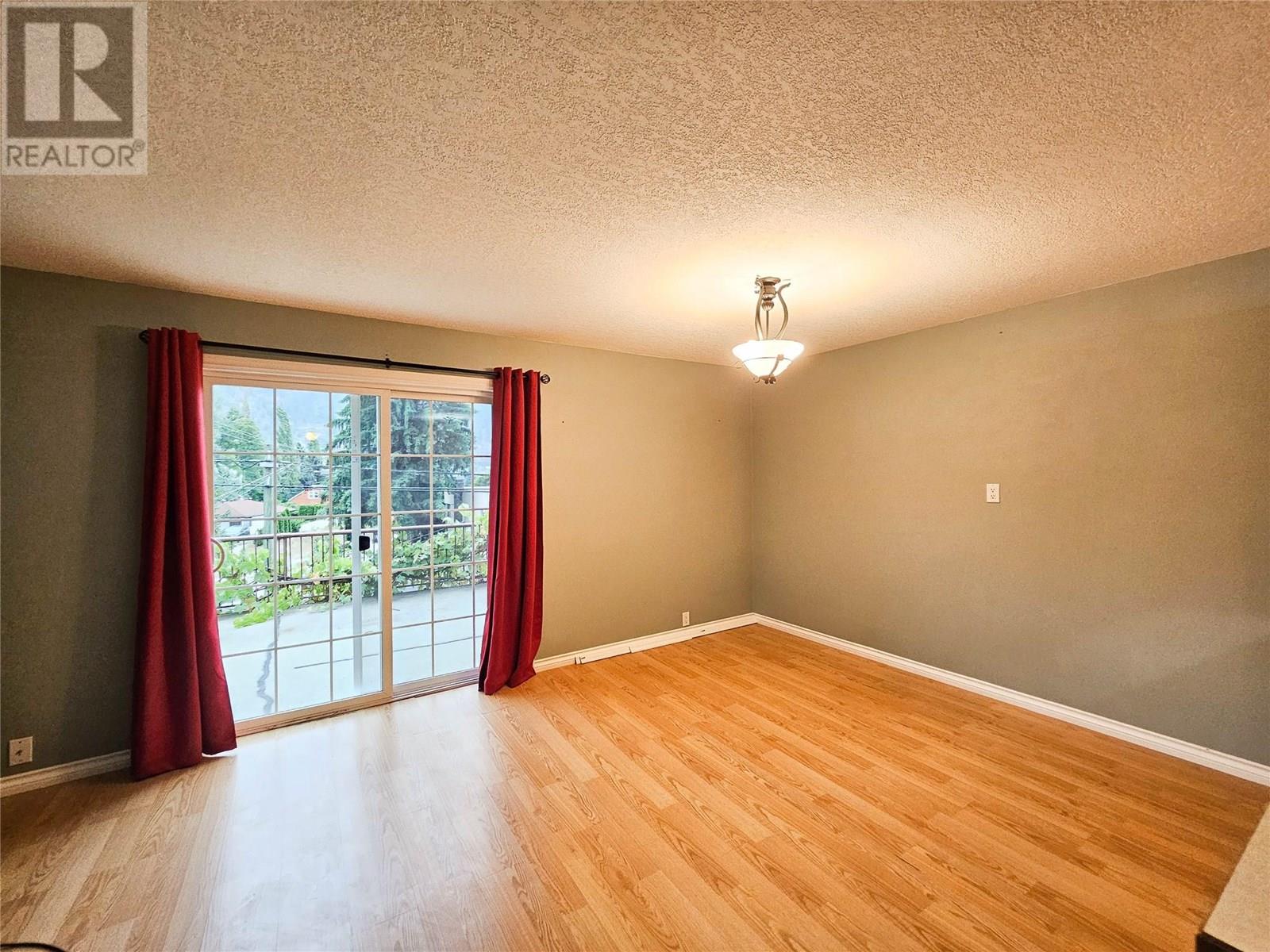 2296 Eighth Avenue, Trail, British Columbia  V1R 3E3 - Photo 7 - 10356261