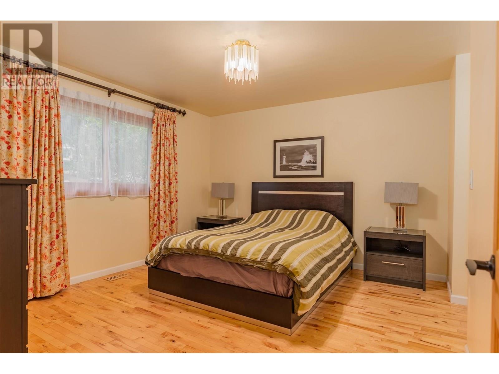 2707 Maple Crescent, Rossland, British Columbia  V0G 1Y0 - Photo 16 - 10356817