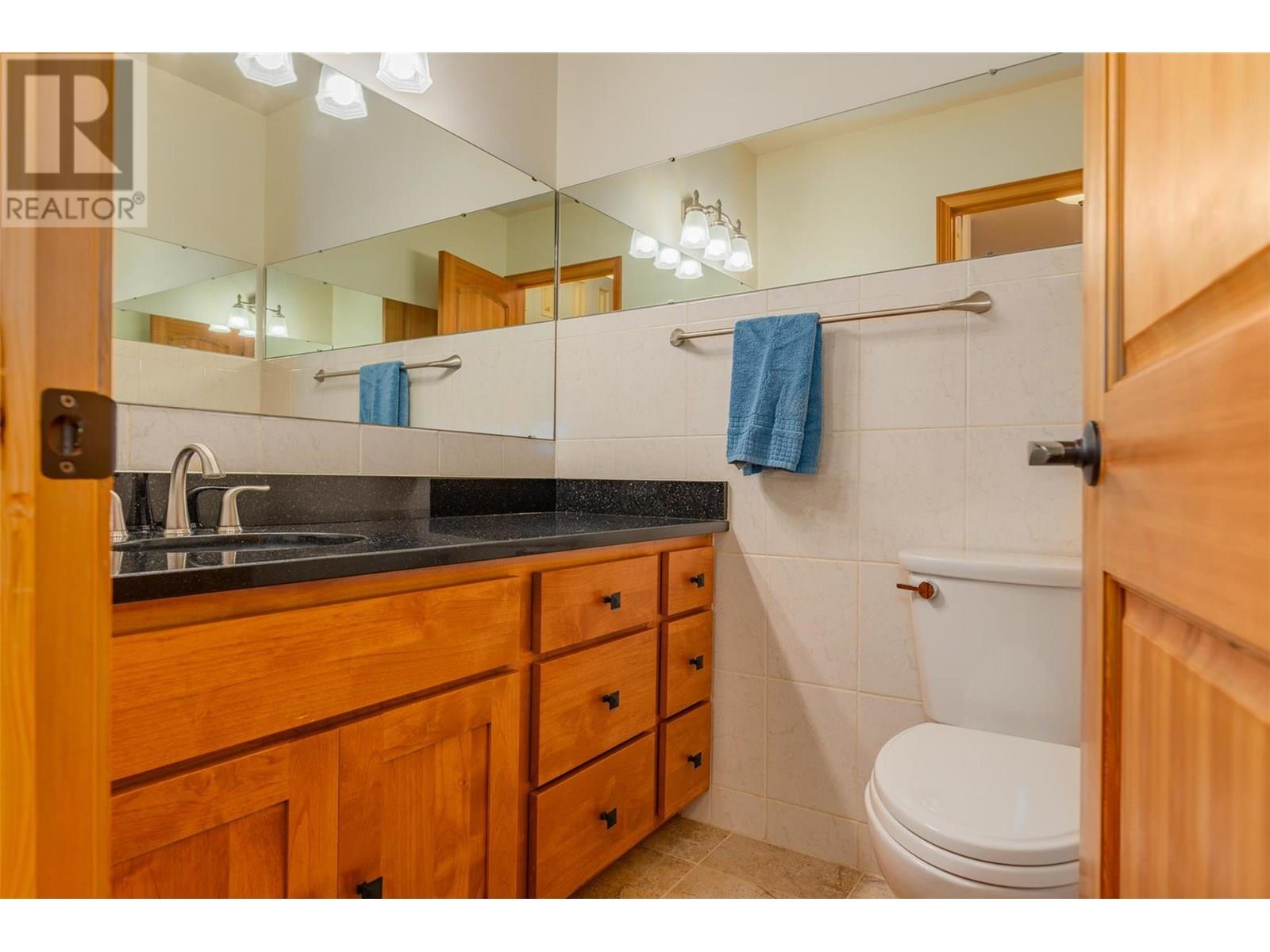 2707 Maple Crescent, Rossland, British Columbia  V0G 1Y0 - Photo 19 - 10356817