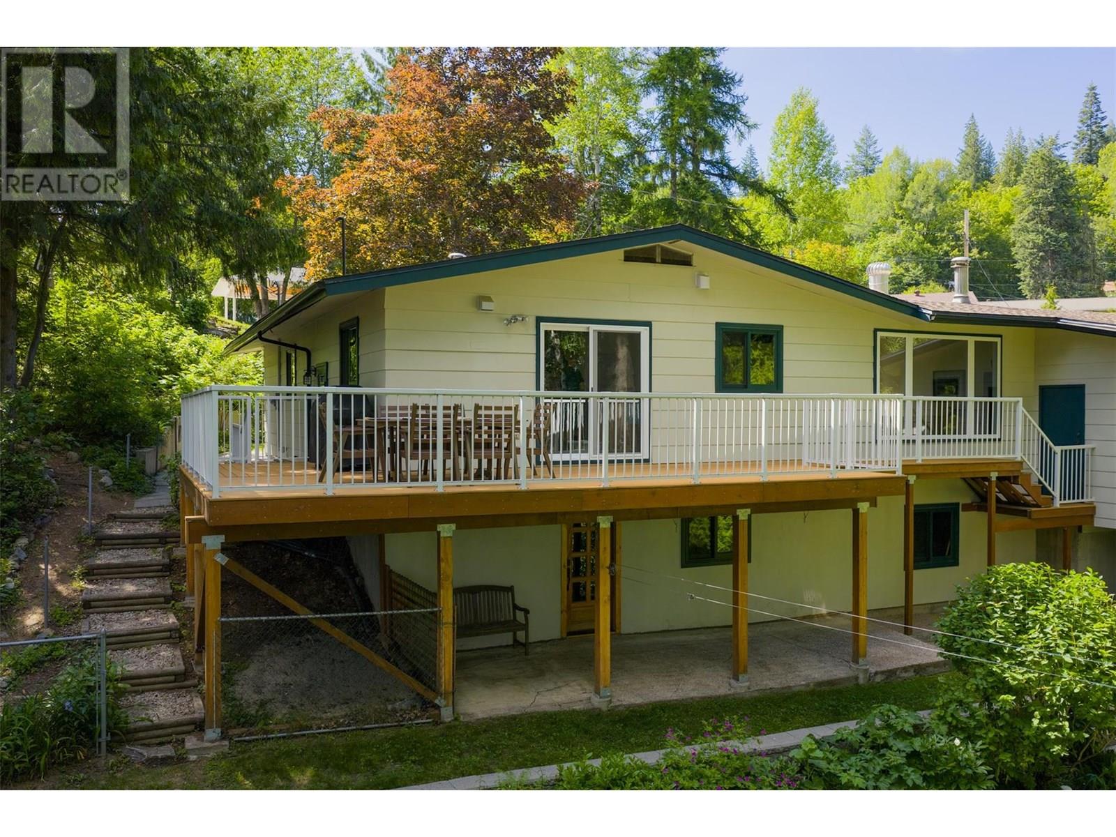 2707 Maple Crescent, Rossland, British Columbia  V0G 1Y0 - Photo 39 - 10356817