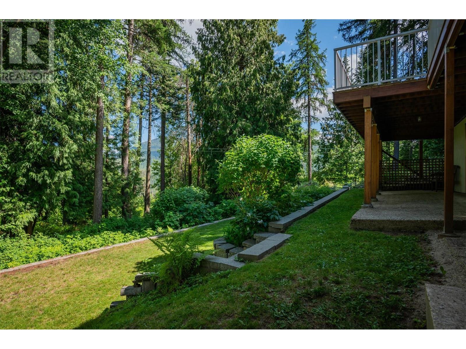 2707 Maple Crescent, Rossland, British Columbia  V0G 1Y0 - Photo 50 - 10356817