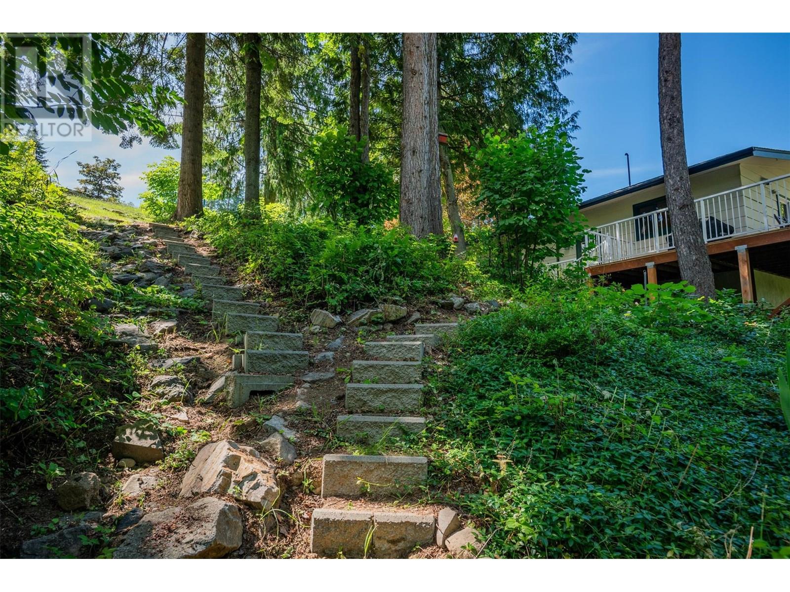 2707 Maple Crescent, Rossland, British Columbia  V0G 1Y0 - Photo 55 - 10356817
