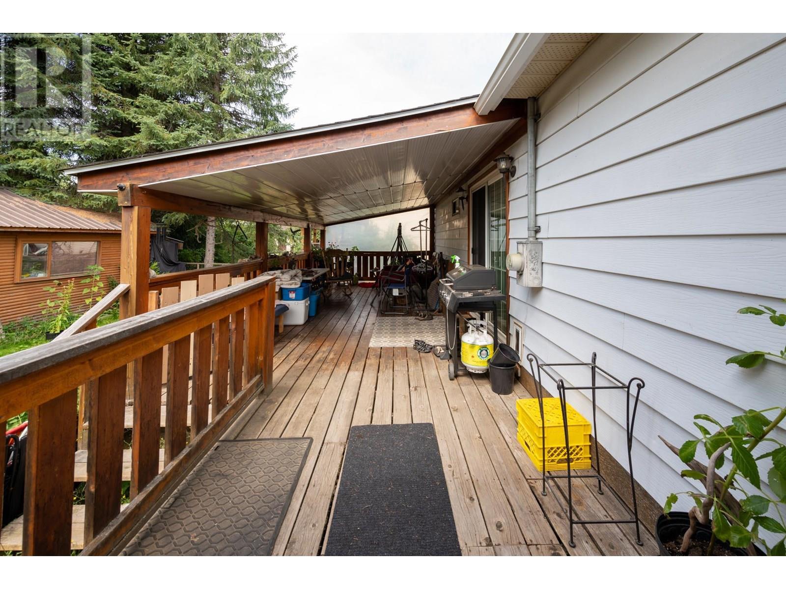 901 Eighth Street, Salmo, British Columbia  V0G 1Z0 - Photo 23 - 10356045