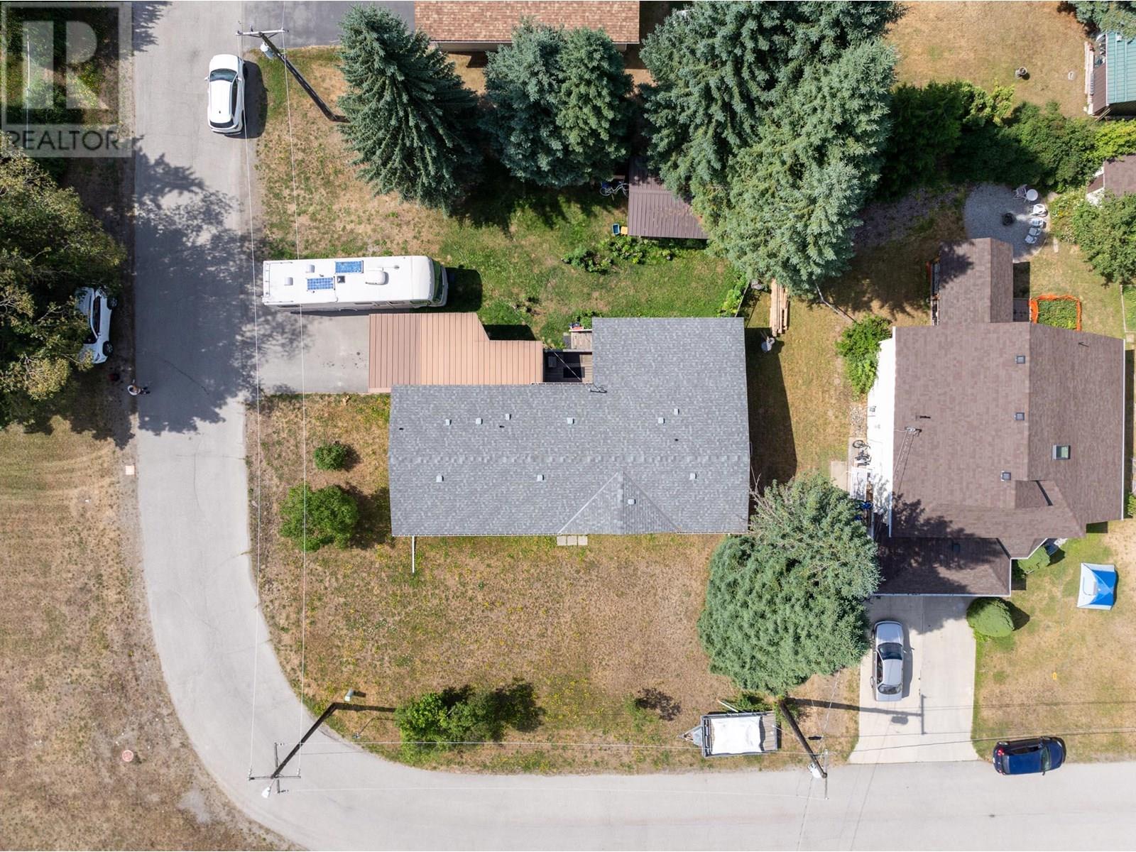 901 Eighth Street, Salmo, British Columbia  V0G 1Z0 - Photo 25 - 10356045