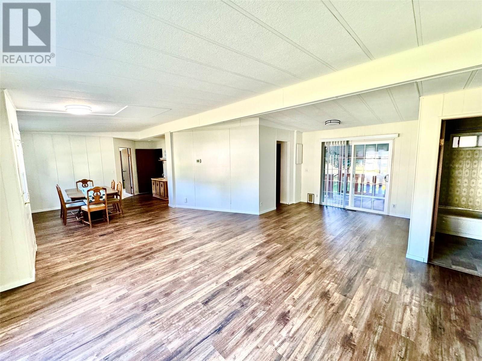 901 Eighth Street, Salmo, British Columbia  V0G 1Z0 - Photo 7 - 10356045