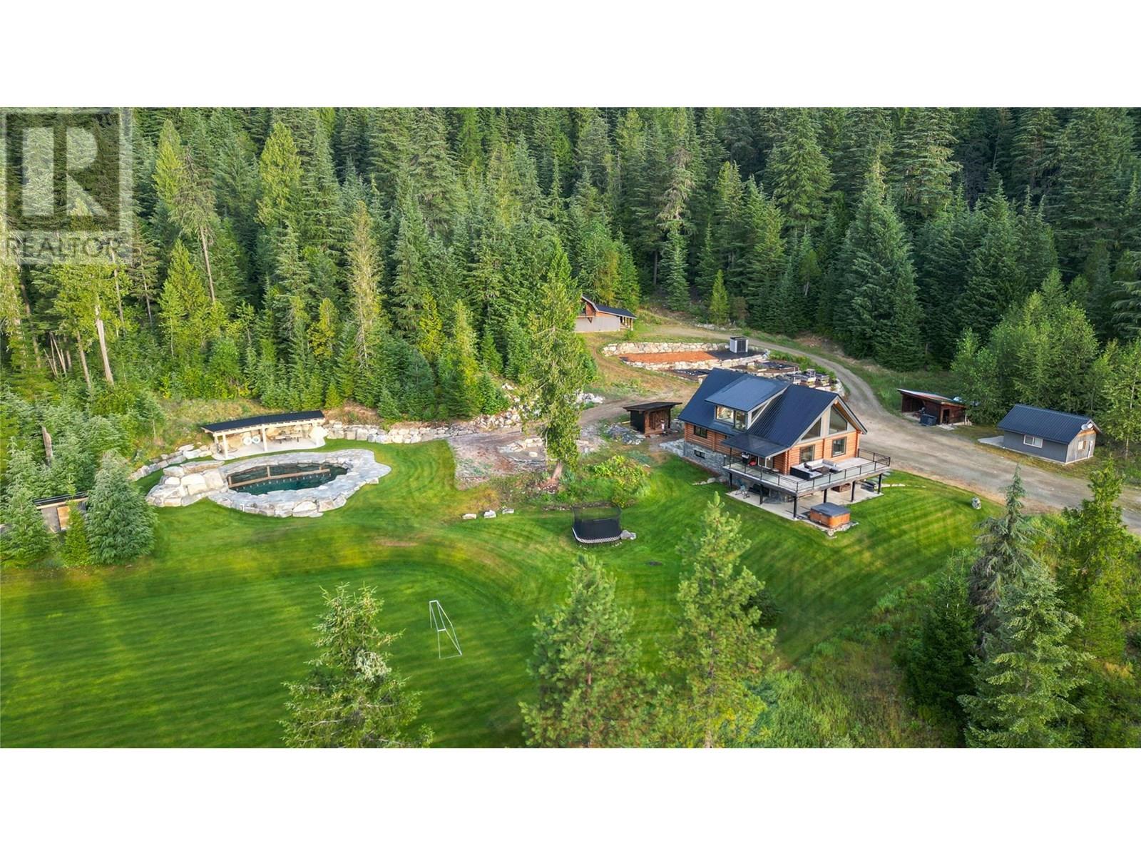 6580 6 Highway, Ymir, British Columbia  V0G 2K0 - Photo 56 - 10356835