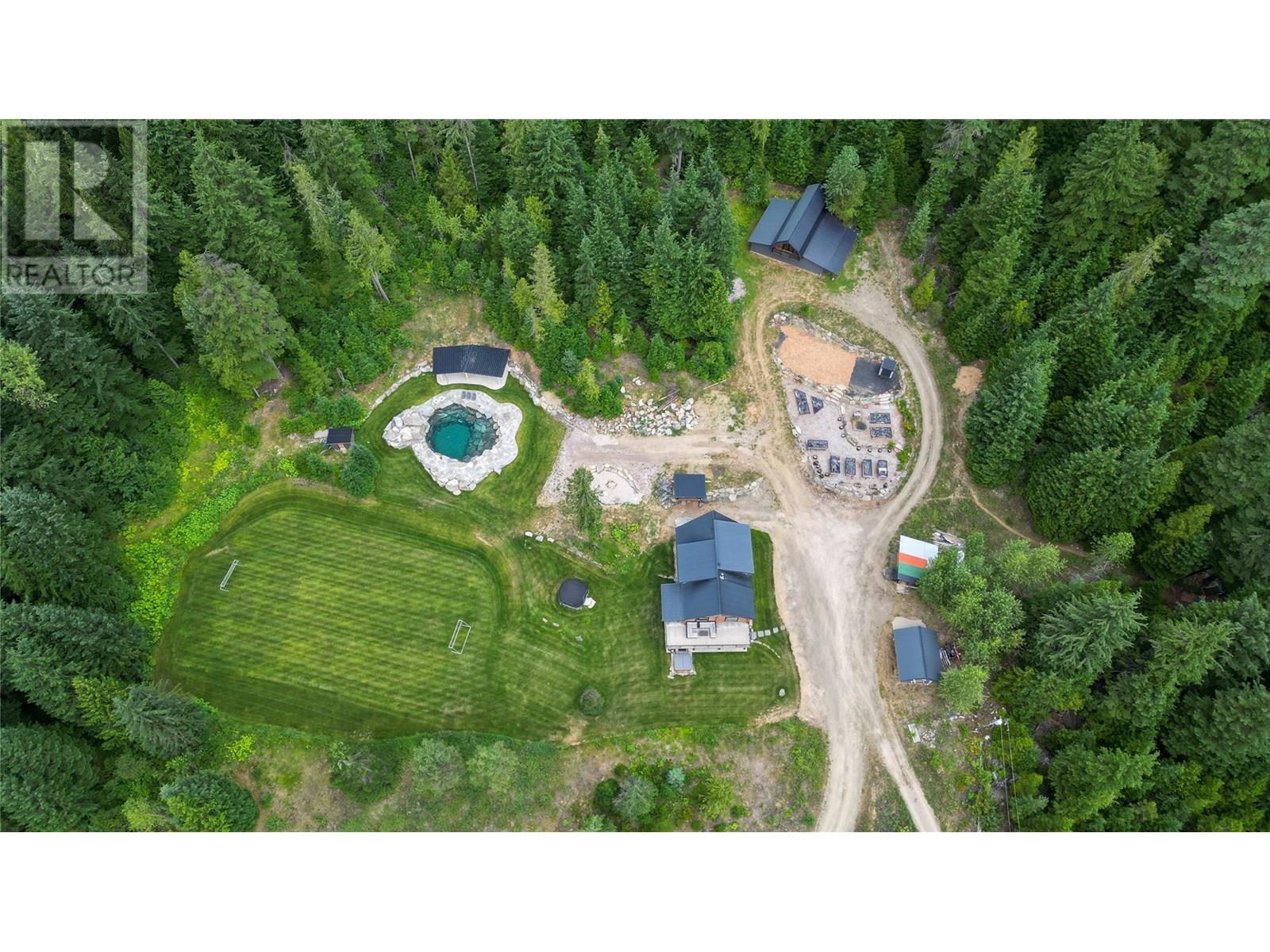 6580 6 Highway, Ymir, British Columbia  V0G 2K0 - Photo 6 - 10356835