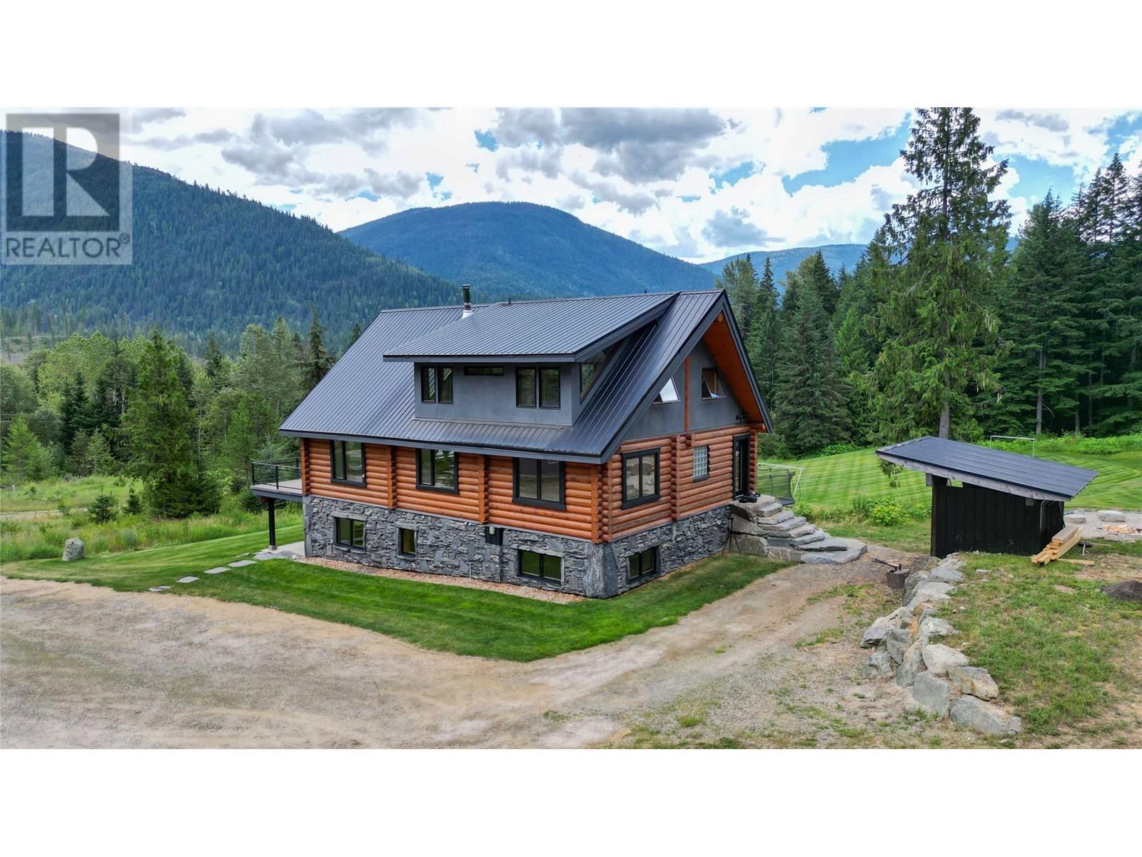 6580 6 Highway, Ymir, British Columbia  V0G 2K0 - Photo 7 - 10356835