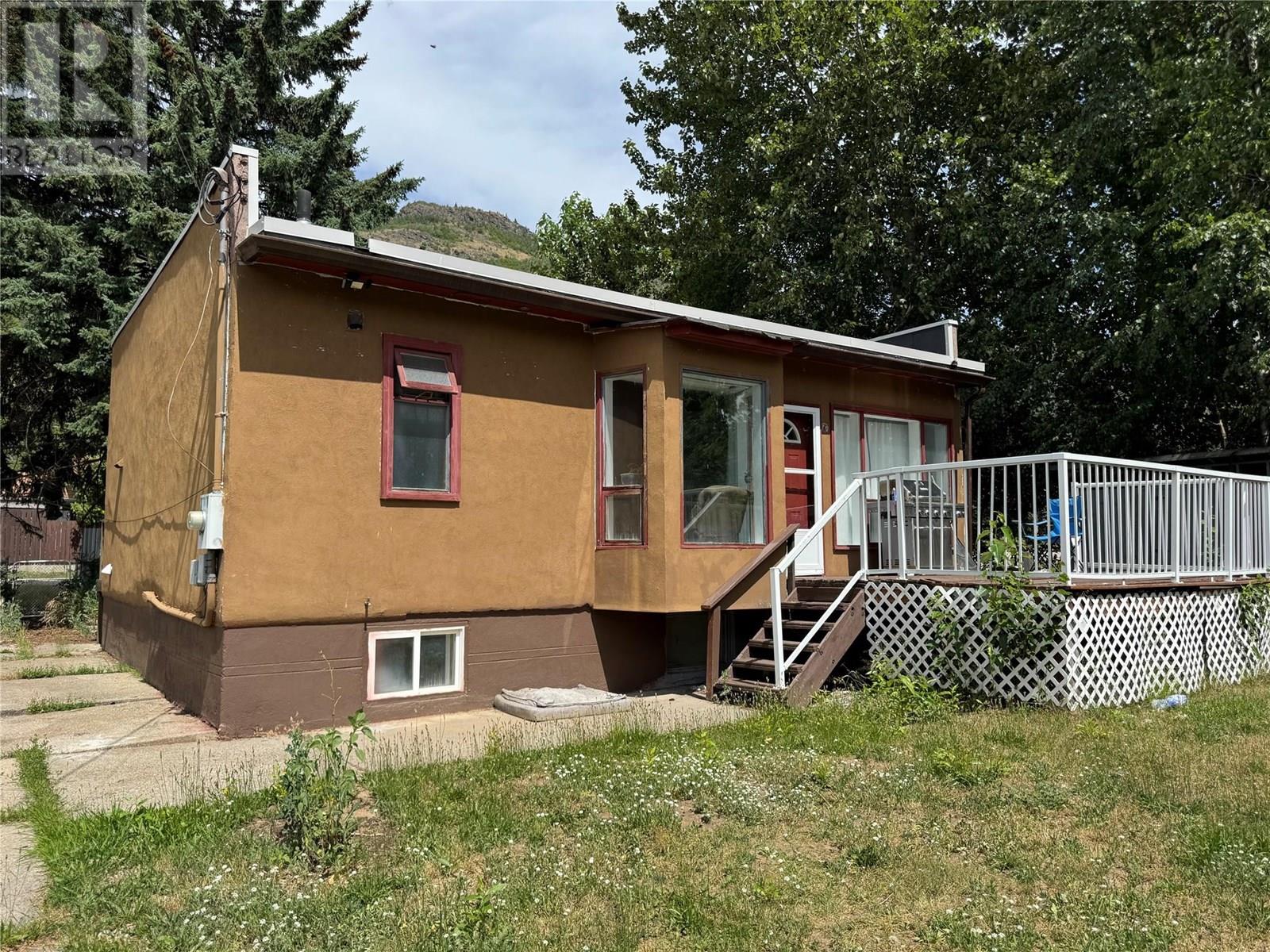 430 9th Avenue, Montrose, British Columbia  V0G 1P0 - Photo 12 - 10356912