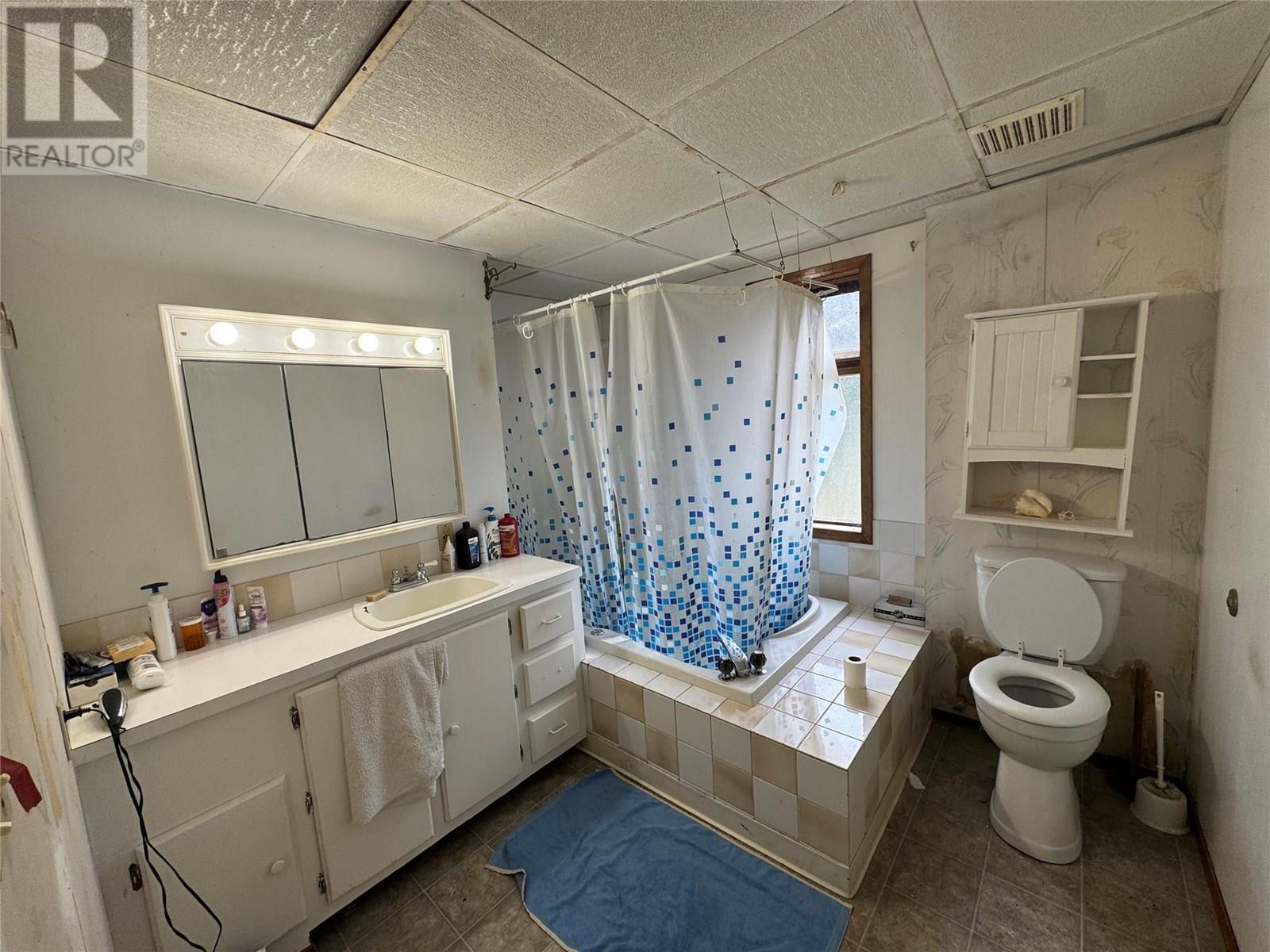 430 9th Avenue, Montrose, British Columbia  V0G 1P0 - Photo 6 - 10356912