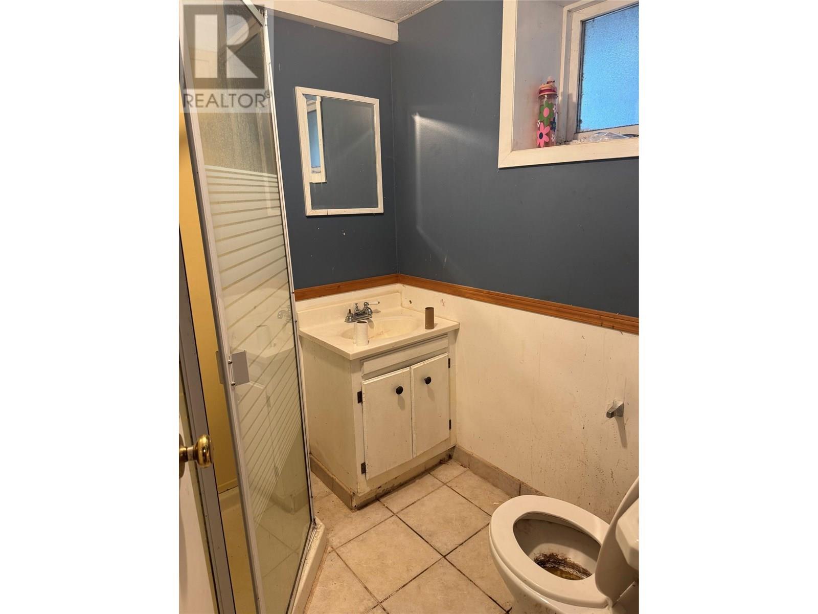 430 9th Avenue, Montrose, British Columbia  V0G 1P0 - Photo 7 - 10356912