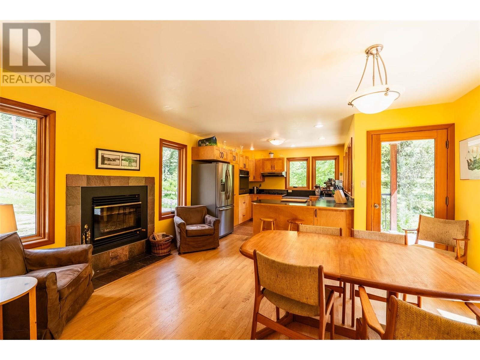 3675 Thompson Road, Bonnington Falls, British Columbia  V0G 2G3 - Photo 12 - 10350788