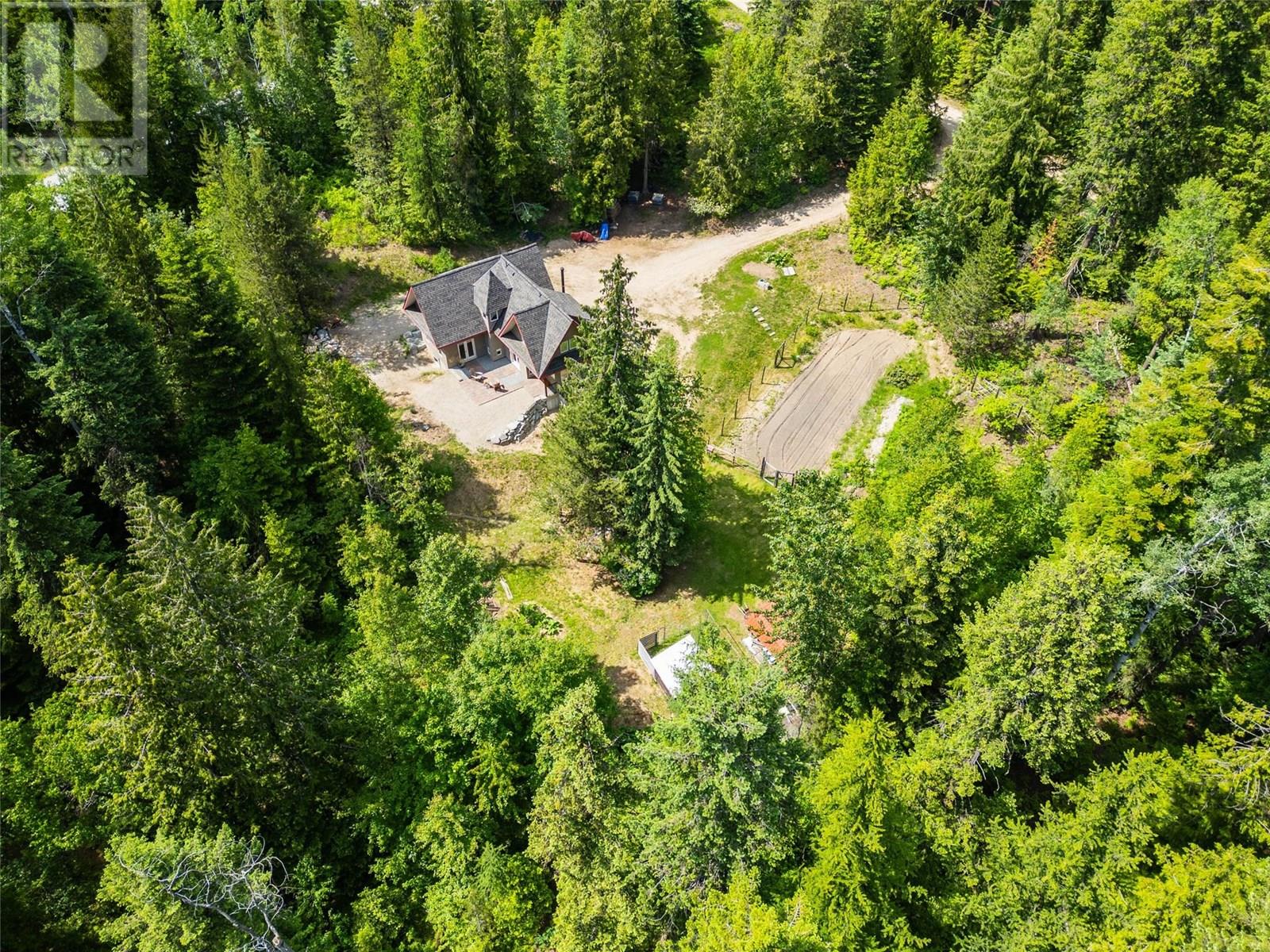 3675 Thompson Road, Bonnington Falls, British Columbia  V0G 2G3 - Photo 2 - 10350788