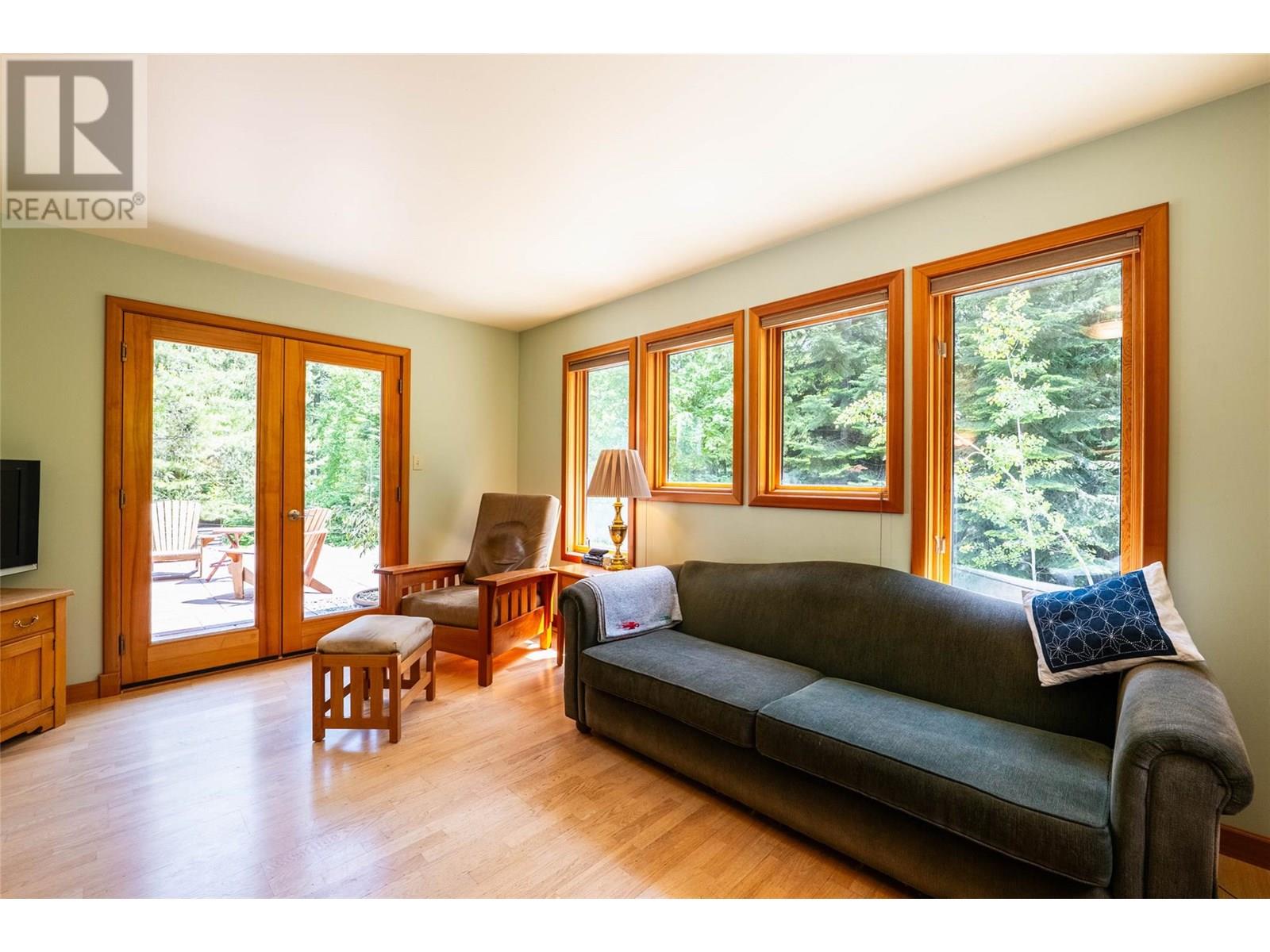3675 Thompson Road, Bonnington Falls, British Columbia  V0G 2G3 - Photo 25 - 10350788