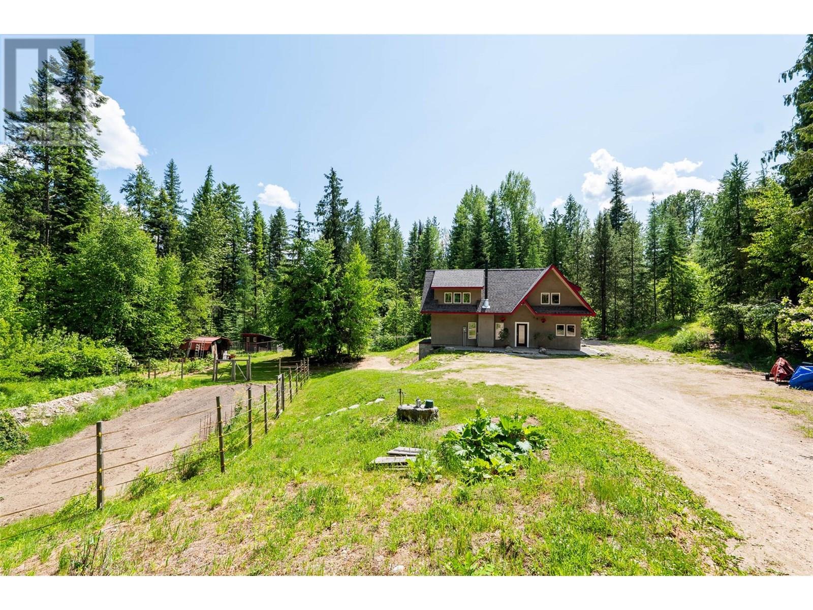 3675 Thompson Road, Bonnington Falls, British Columbia  V0G 2G3 - Photo 49 - 10350788