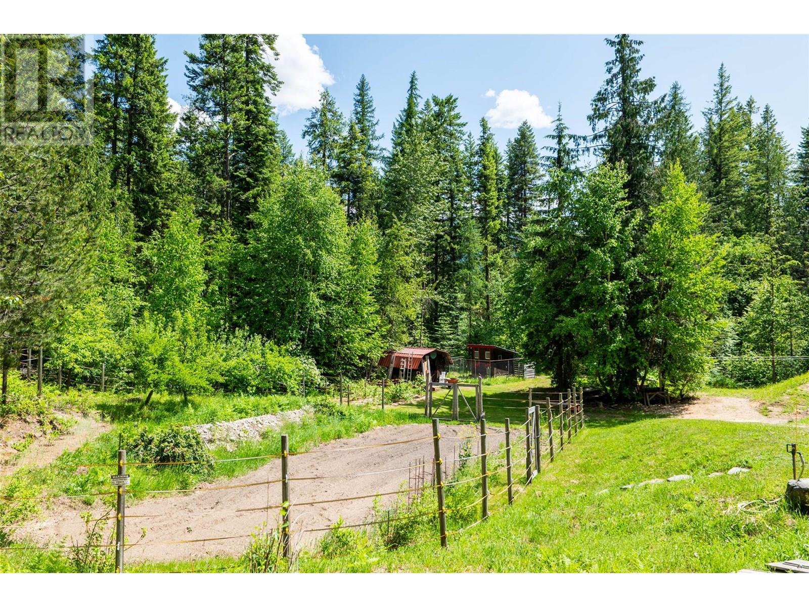 3675 Thompson Road, Bonnington Falls, British Columbia  V0G 2G3 - Photo 50 - 10350788