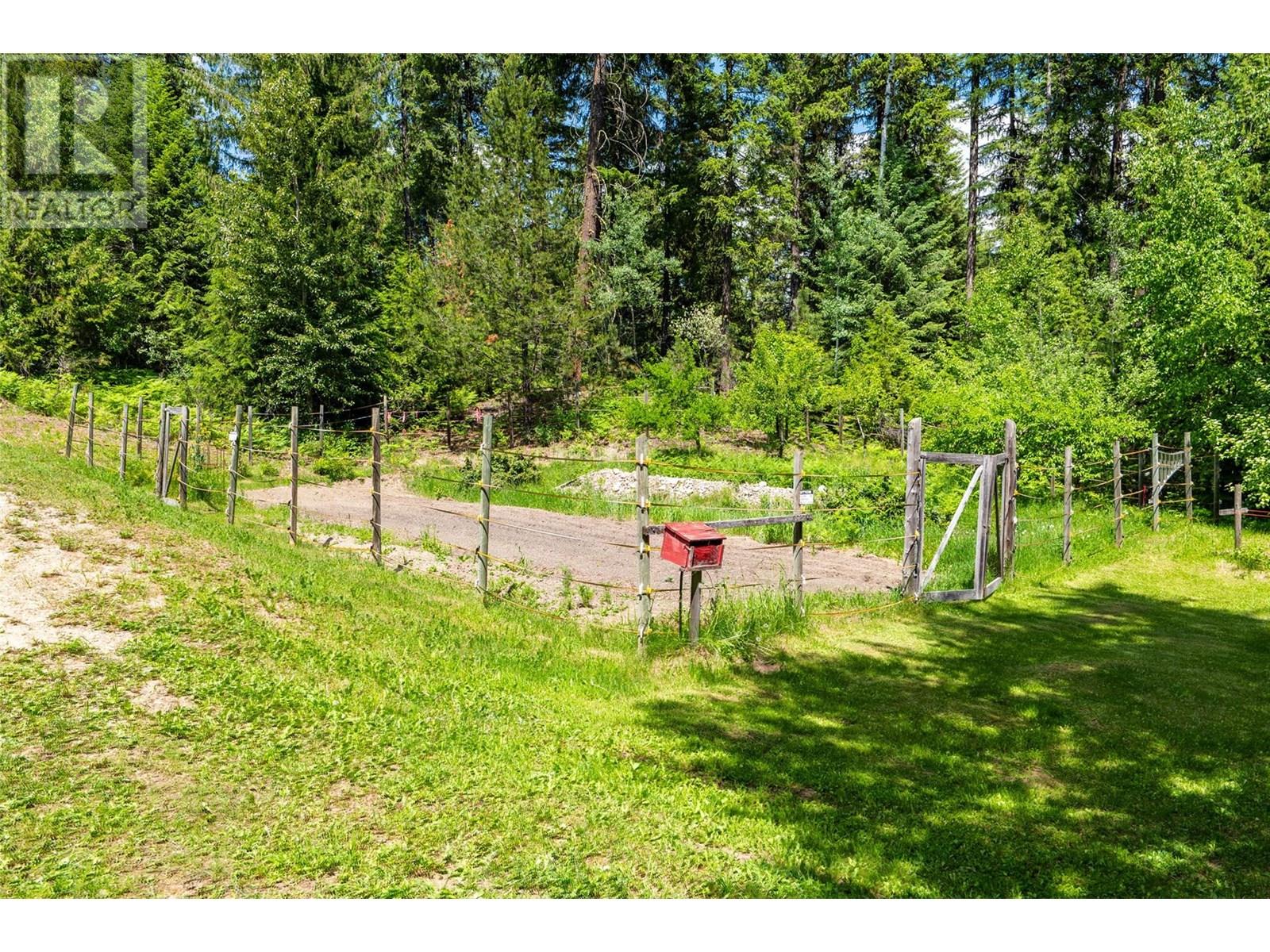 3675 Thompson Road, Bonnington Falls, British Columbia  V0G 2G3 - Photo 52 - 10350788