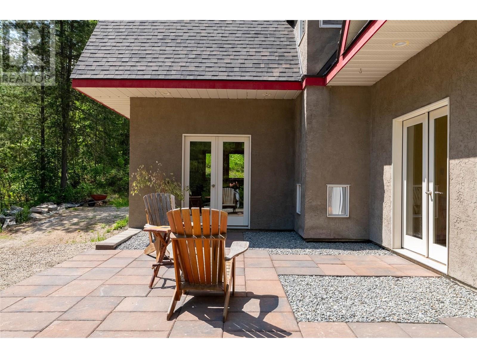 3675 Thompson Road, Bonnington Falls, British Columbia  V0G 2G3 - Photo 64 - 10350788