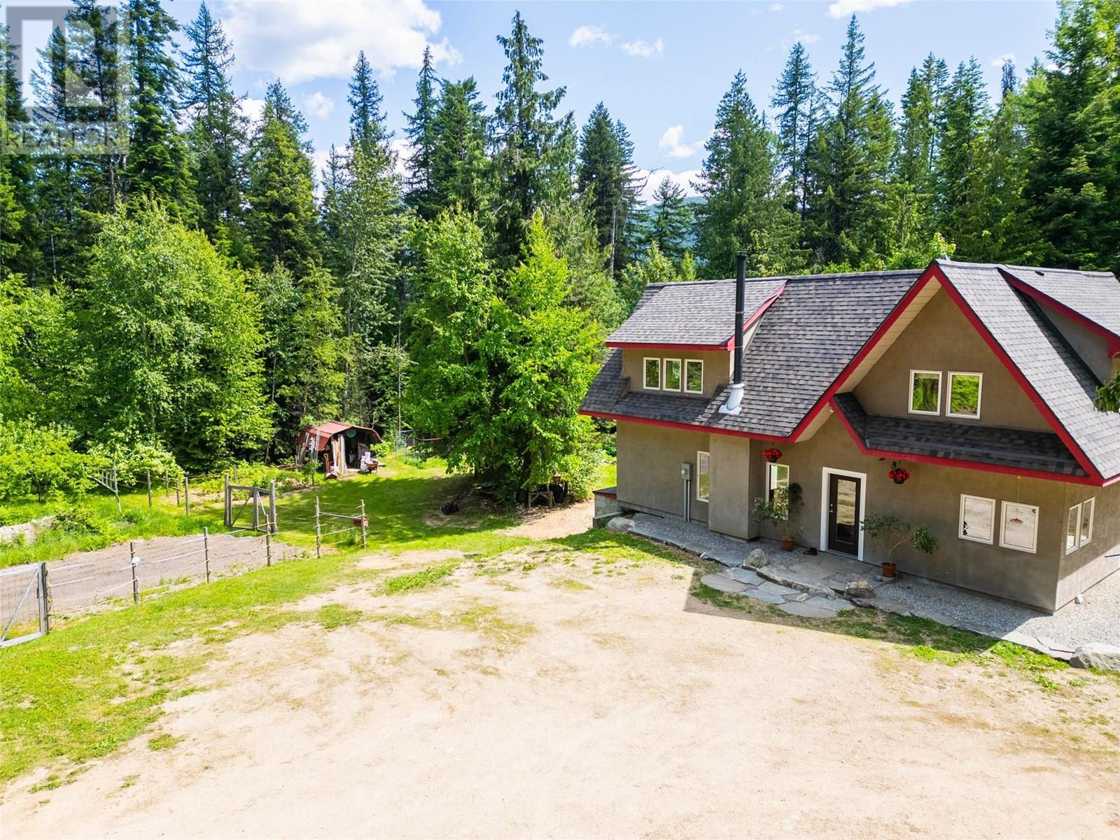 3675 Thompson Road, Bonnington Falls, British Columbia  V0G 2G3 - Photo 69 - 10350788