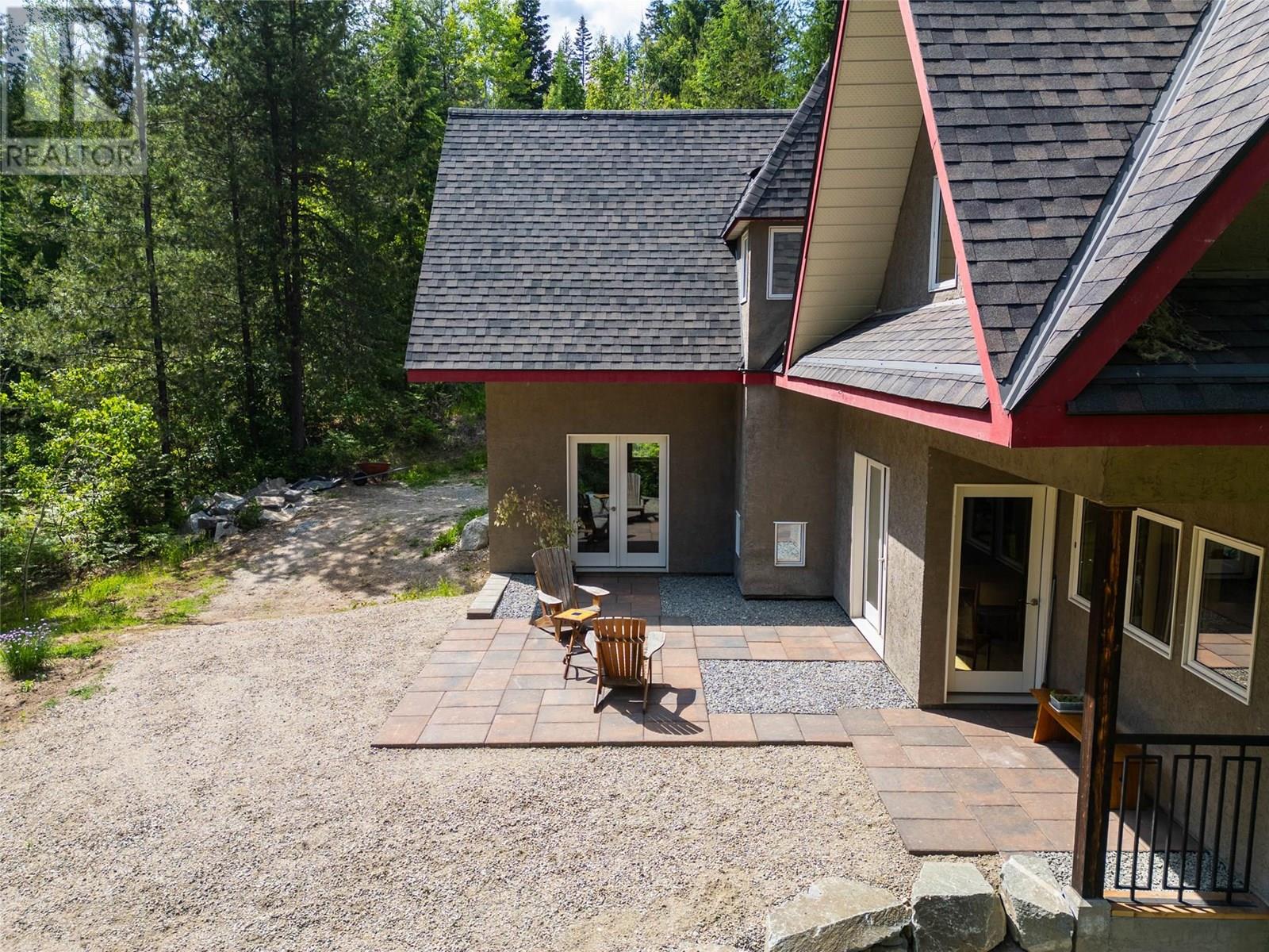 3675 Thompson Road, Bonnington Falls, British Columbia  V0G 2G3 - Photo 81 - 10350788