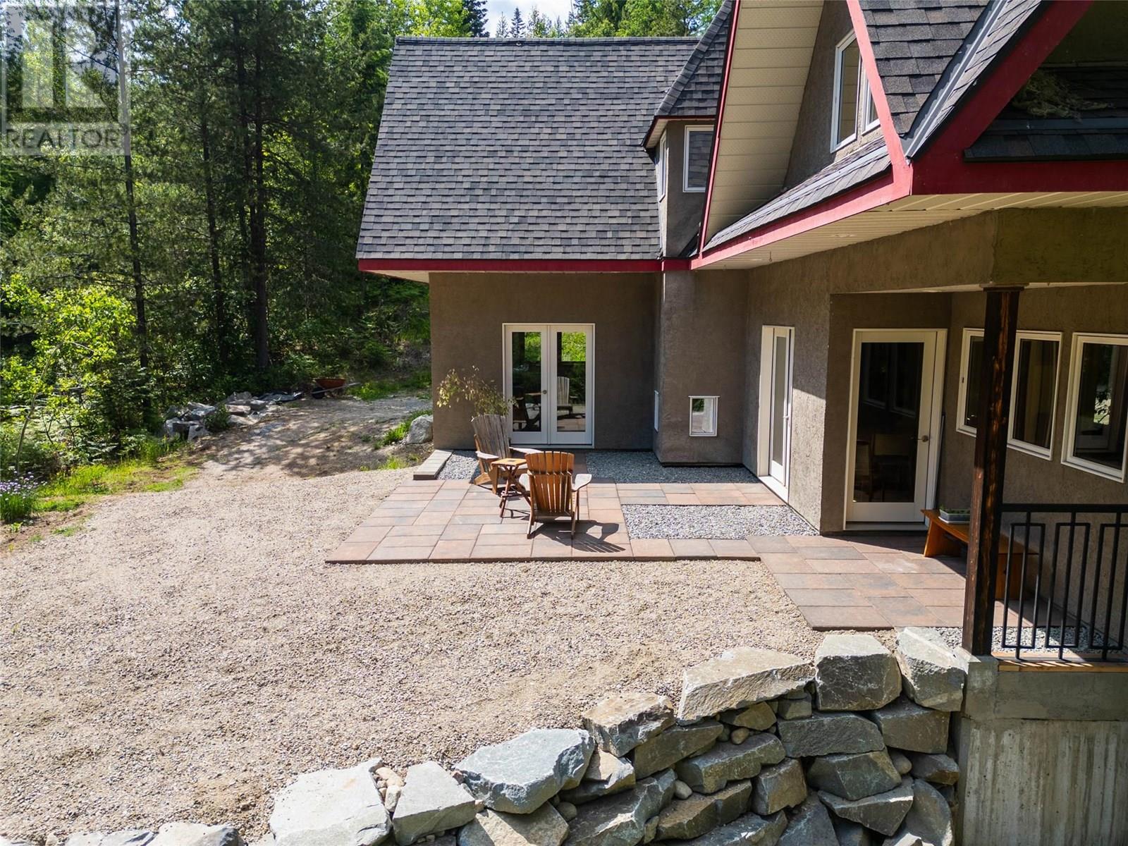 3675 Thompson Road, Bonnington Falls, British Columbia  V0G 2G3 - Photo 82 - 10350788