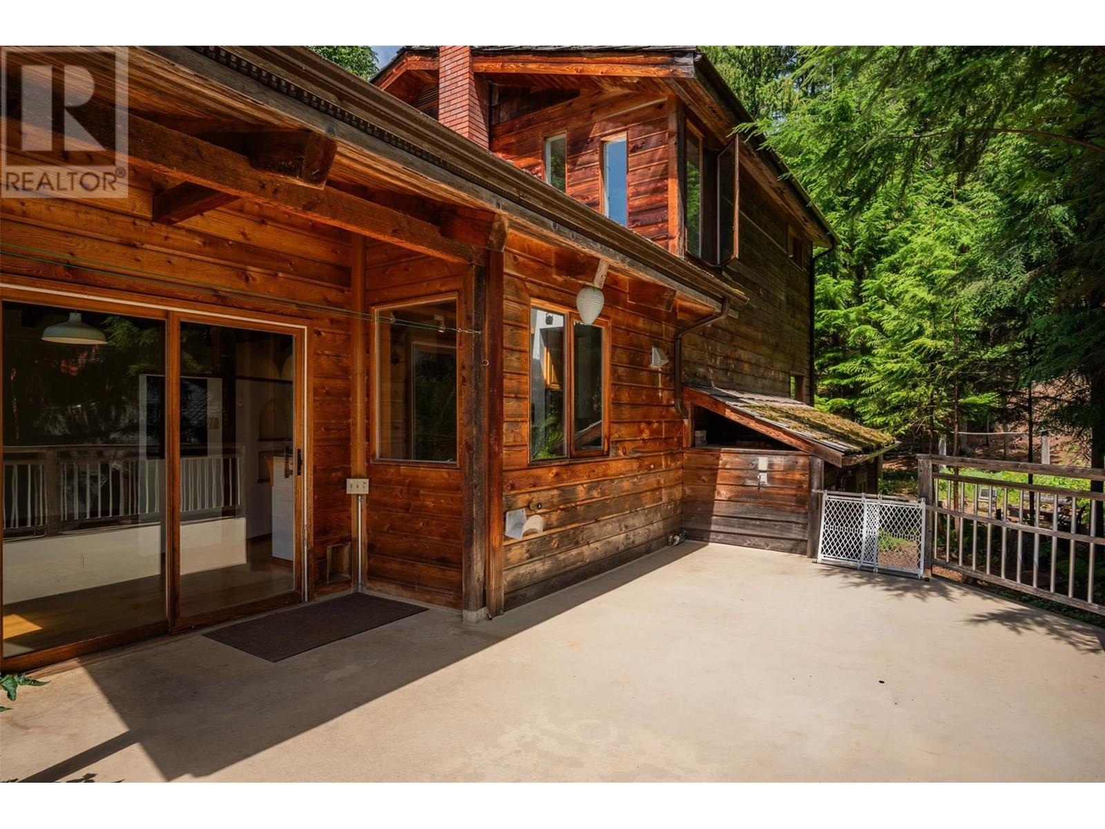 1116 C Avenue, Kaslo, British Columbia  V0G 1M0 - Photo 58 - 10355962