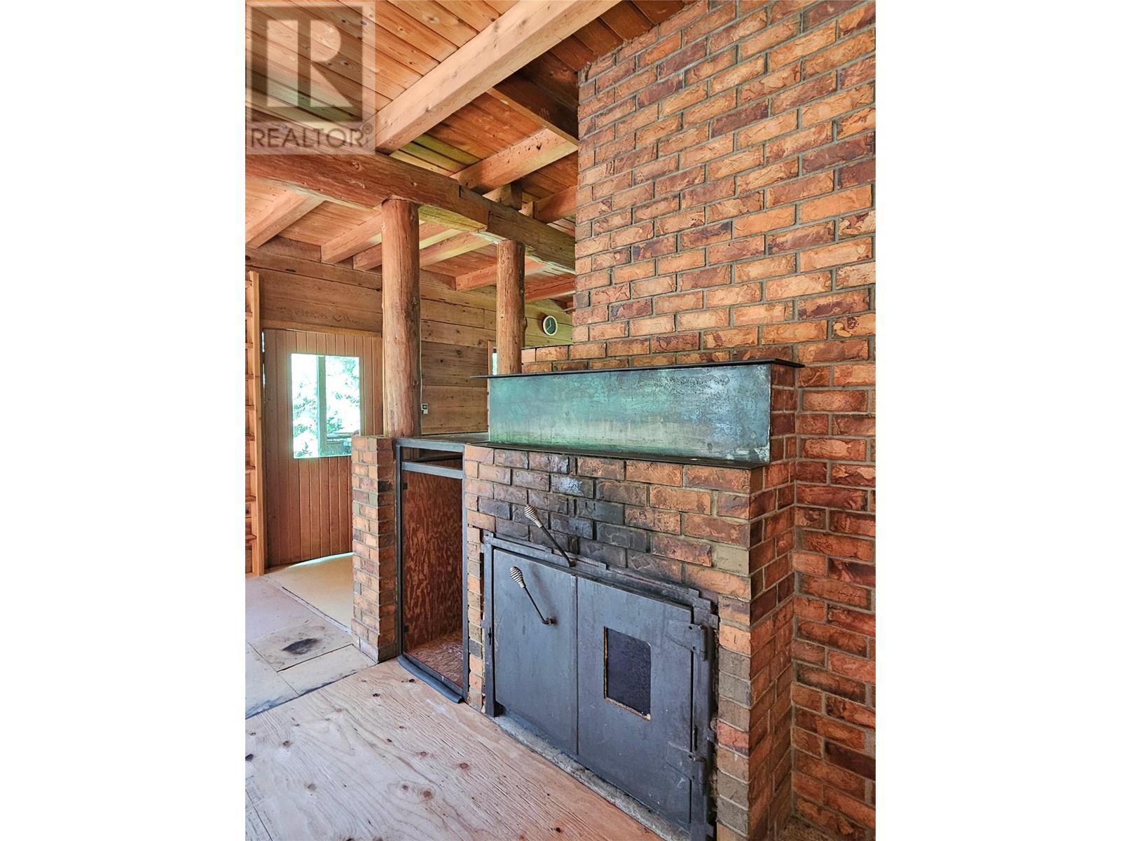 106 Baldwin Road, Hills, British Columbia  V0G 1S1 - Photo 4 - 10357047
