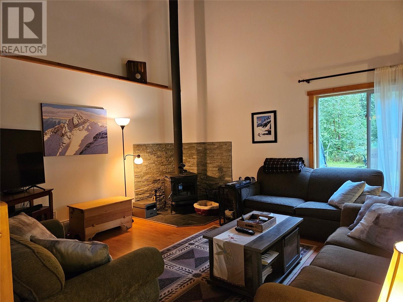 153 Wildwood Road, Summit Lake, British Columbia  V0G 1R1 - Photo 10 - 10357178
