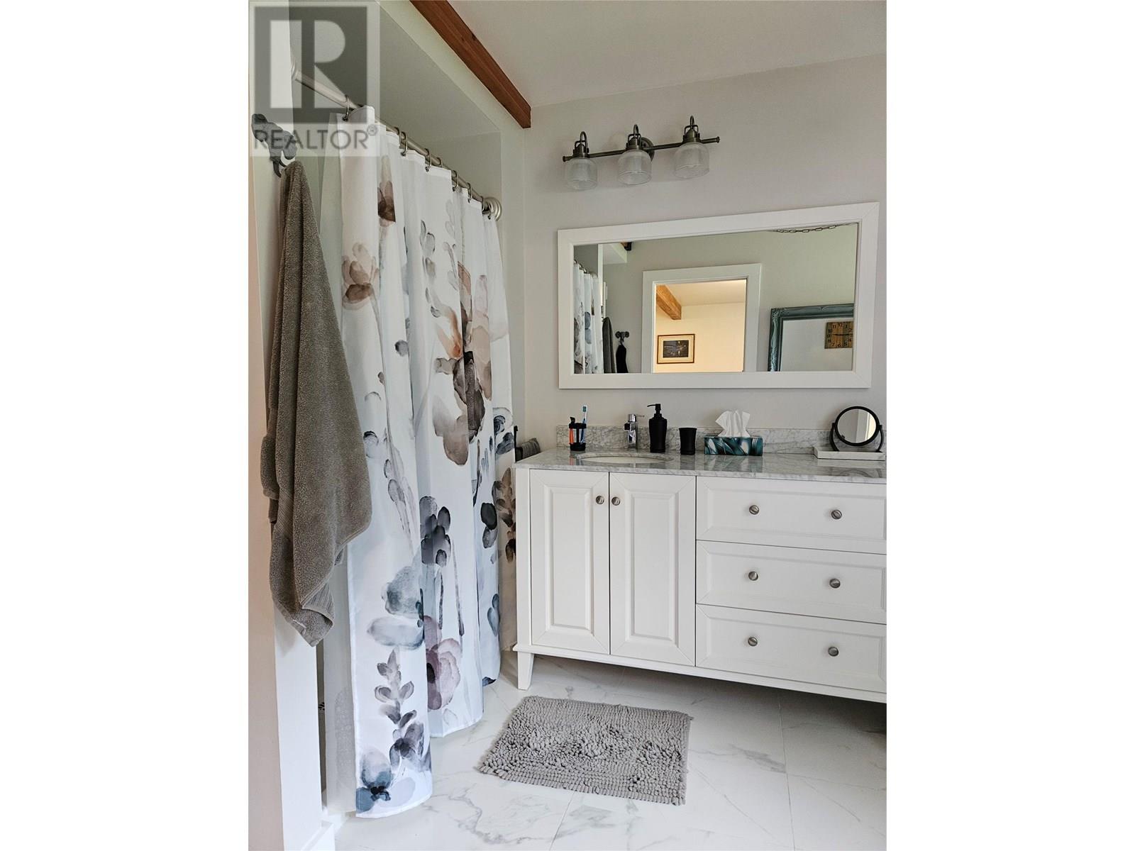 153 Wildwood Road, Summit Lake, British Columbia  V0G 1R1 - Photo 13 - 10357178
