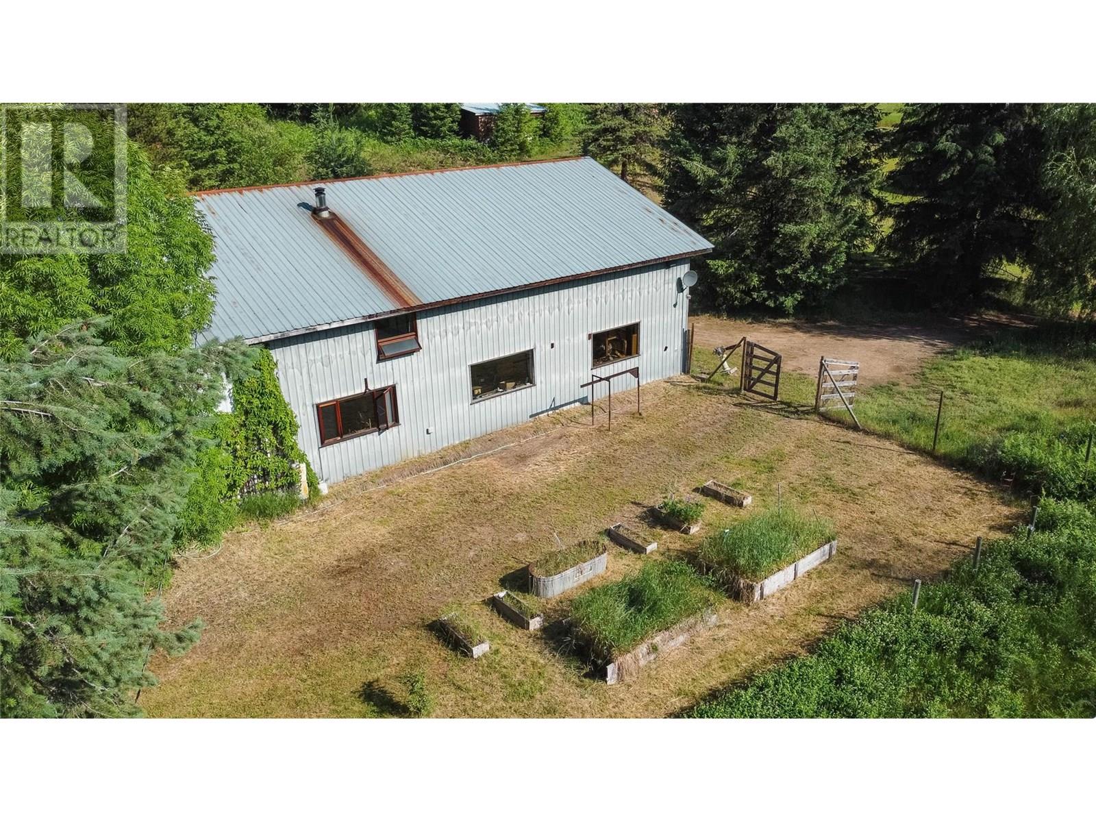 6777 Perry's Back Road, Winlaw, British Columbia  V0G 2J0 - Photo 3 - 10356357