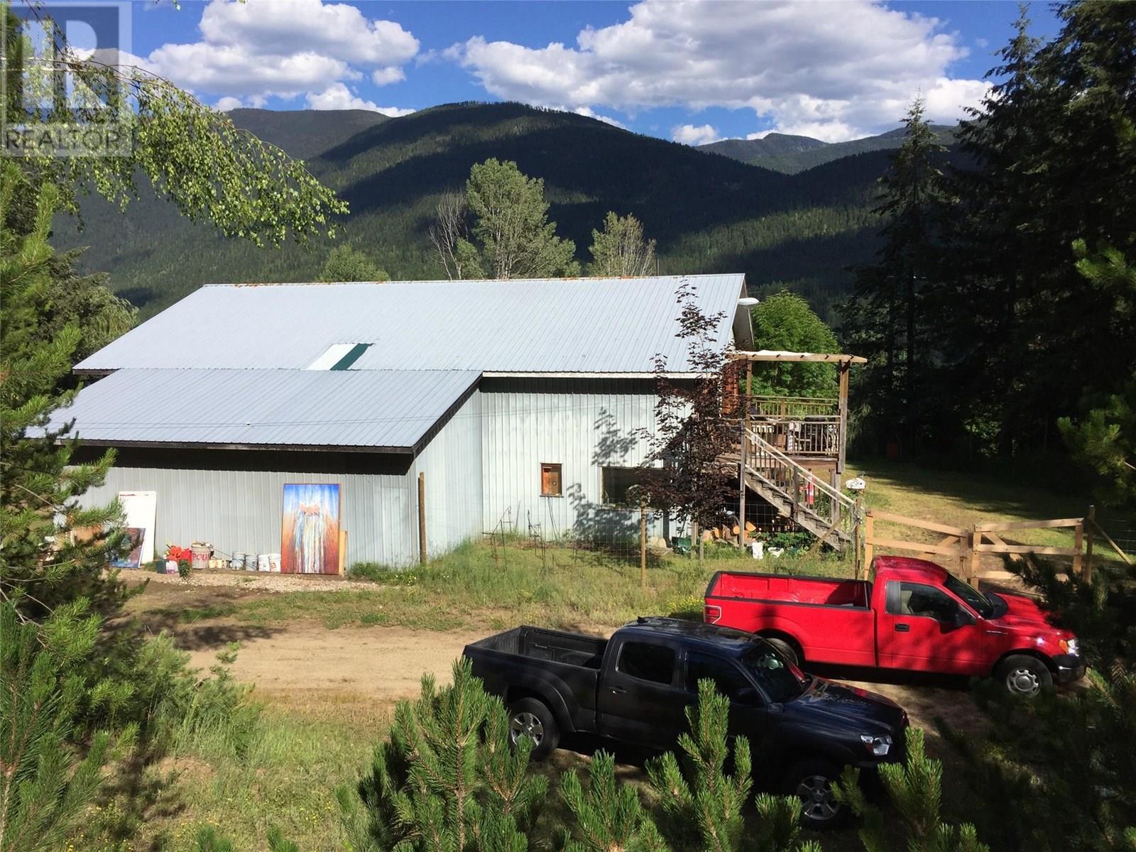 6777 Perry's Back Road, Winlaw, British Columbia  V0G 2J0 - Photo 36 - 10356357