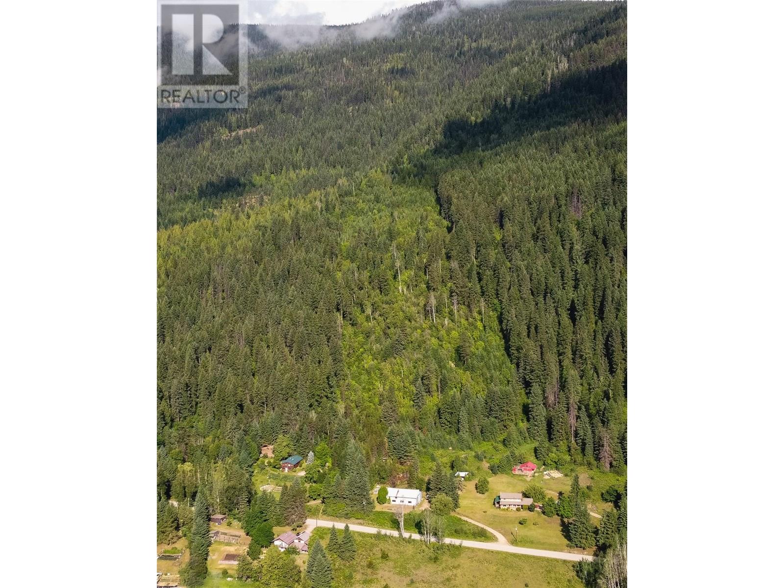 6777 Perry's Back Road, Winlaw, British Columbia  V0G 2J0 - Photo 40 - 10356357