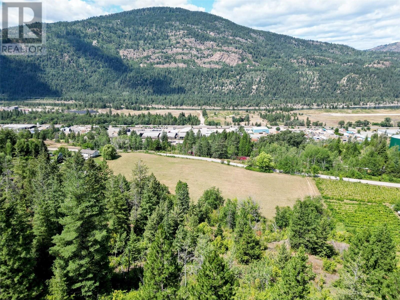 9480 Station Road, Trail, British Columbia  V1R 4W6 - Photo 63 - 10357326