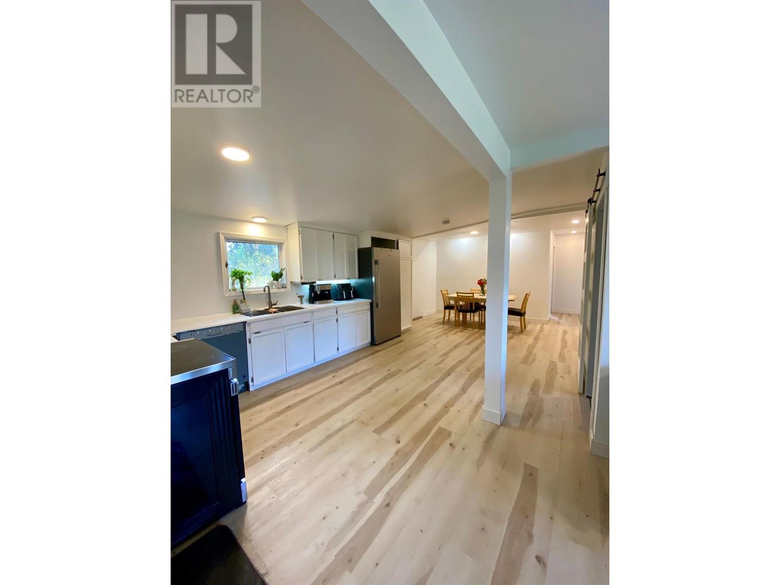 3464 Krestova Crescent, Krestova, British Columbia  V0G 1H2 - Photo 11 - 10357340