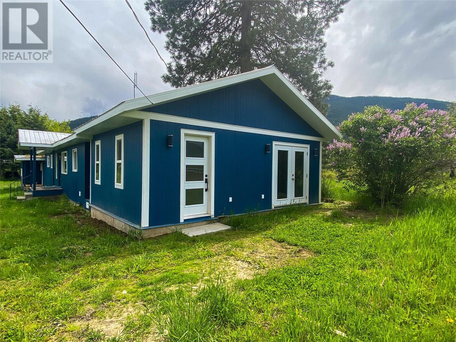 3464 Krestova Crescent, Krestova, British Columbia  V0G 1H2 - Photo 5 - 10357340