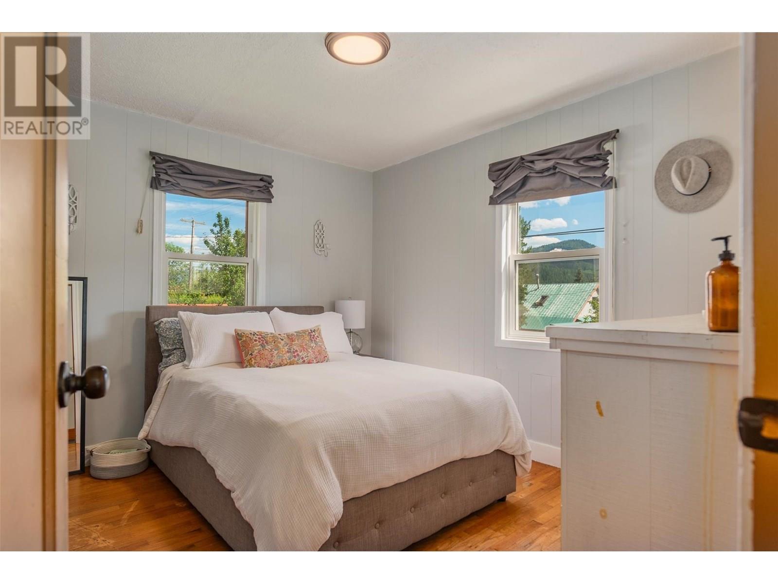 1954 Thompson Avenue, Rossland, British Columbia  V0G 1Y0 - Photo 33 - 10356106