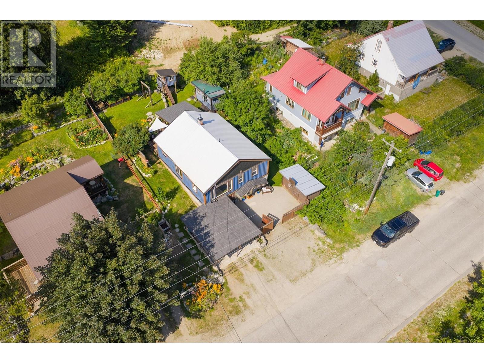 1954 Thompson Avenue, Rossland, British Columbia  V0G 1Y0 - Photo 52 - 10356106