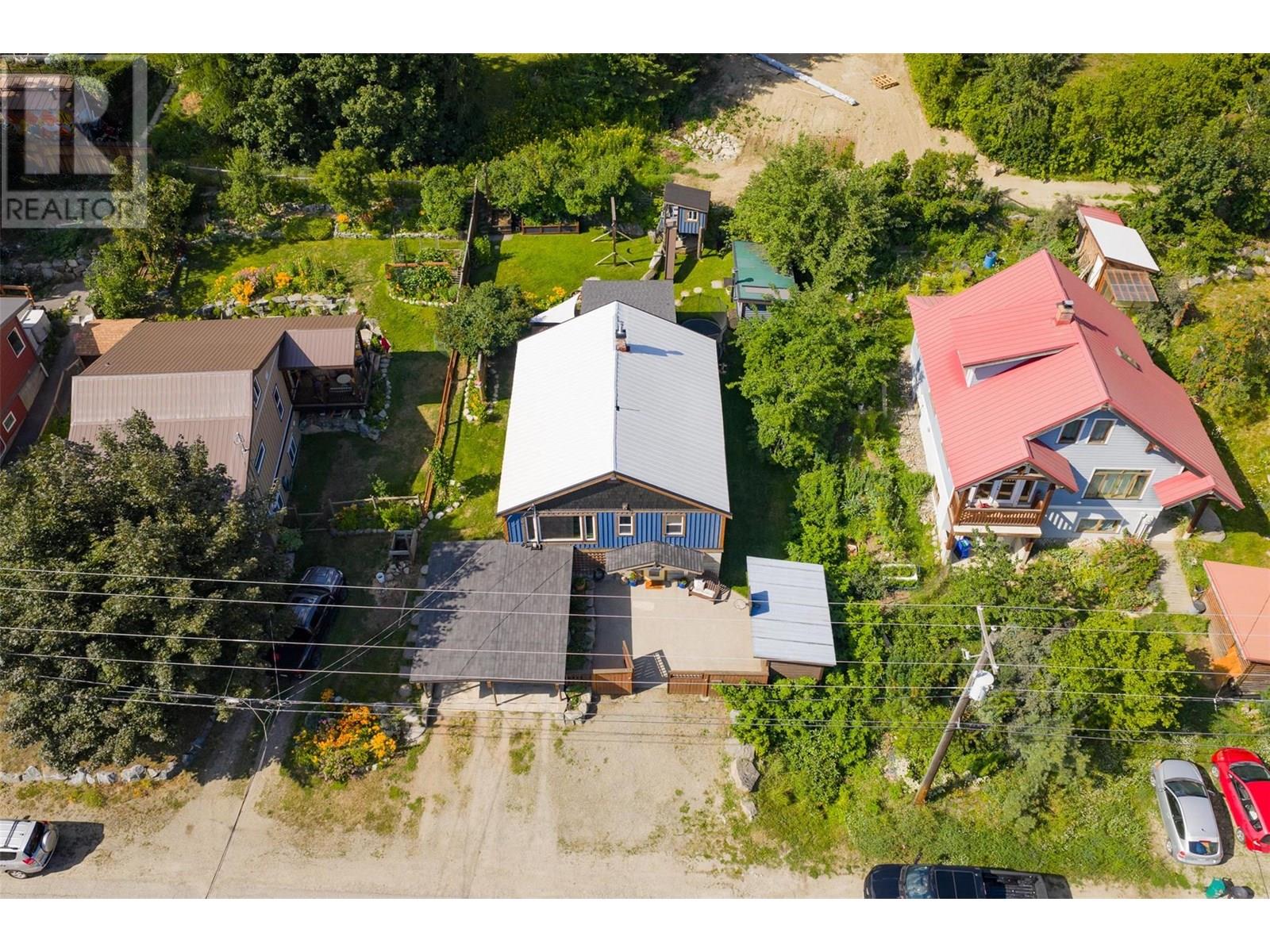 1954 Thompson Avenue, Rossland, British Columbia  V0G 1Y0 - Photo 53 - 10356106