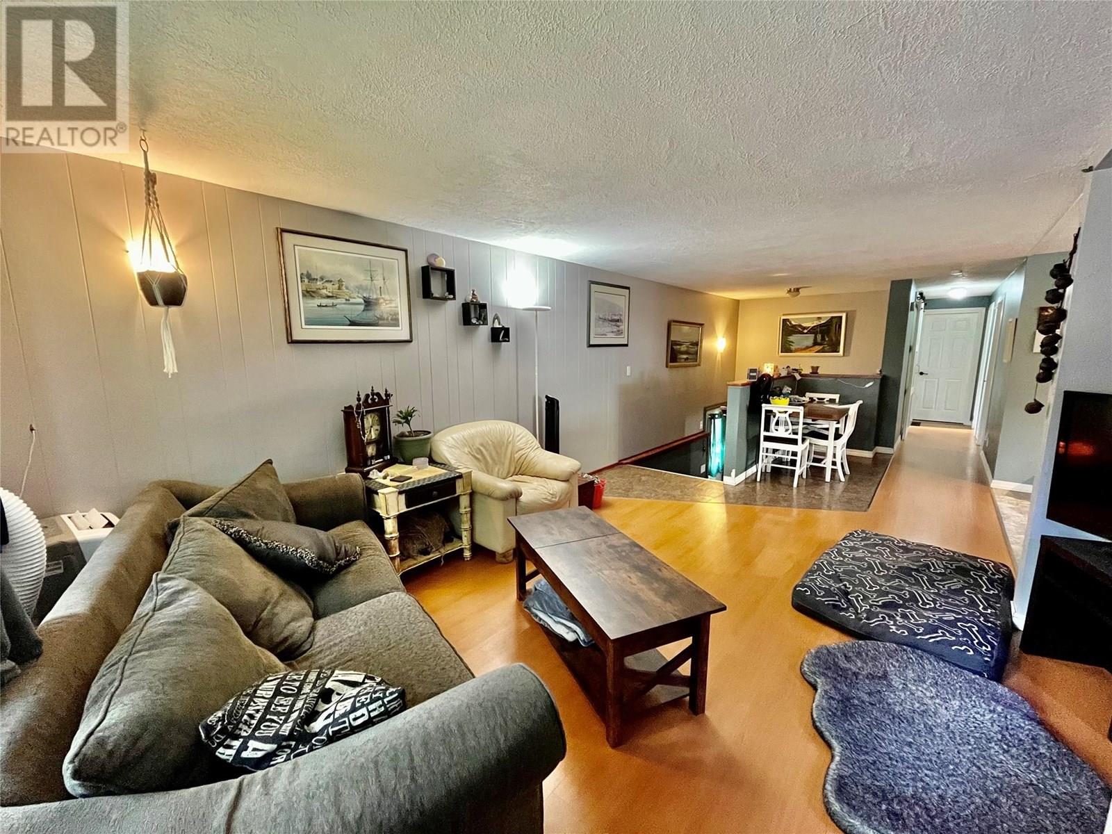 850 Columbia Crescent, Nakusp, British Columbia  V0G 1R0 - Photo 12 - 10357392