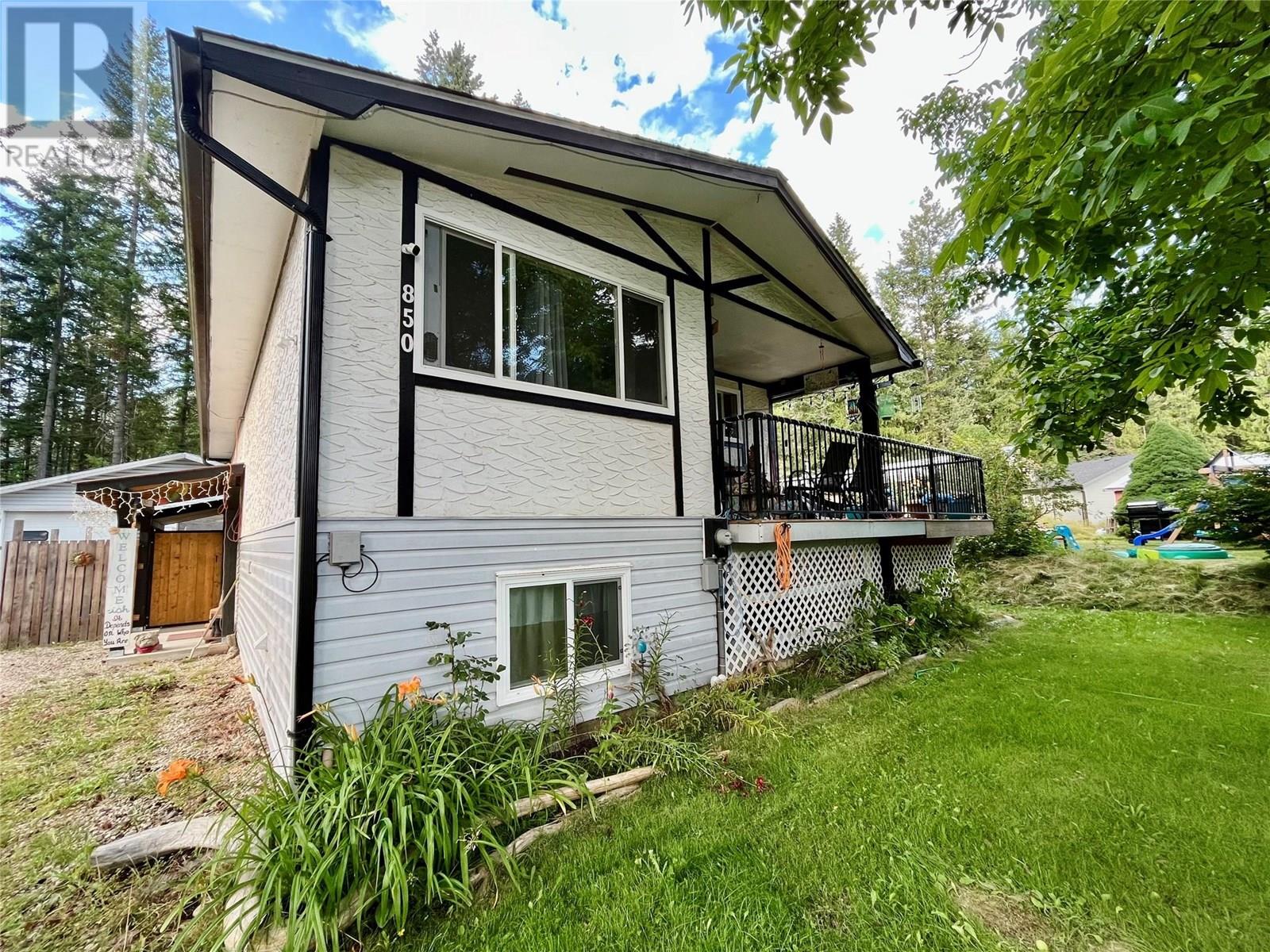 850 Columbia Crescent, Nakusp, British Columbia  V0G 1R0 - Photo 43 - 10357392
