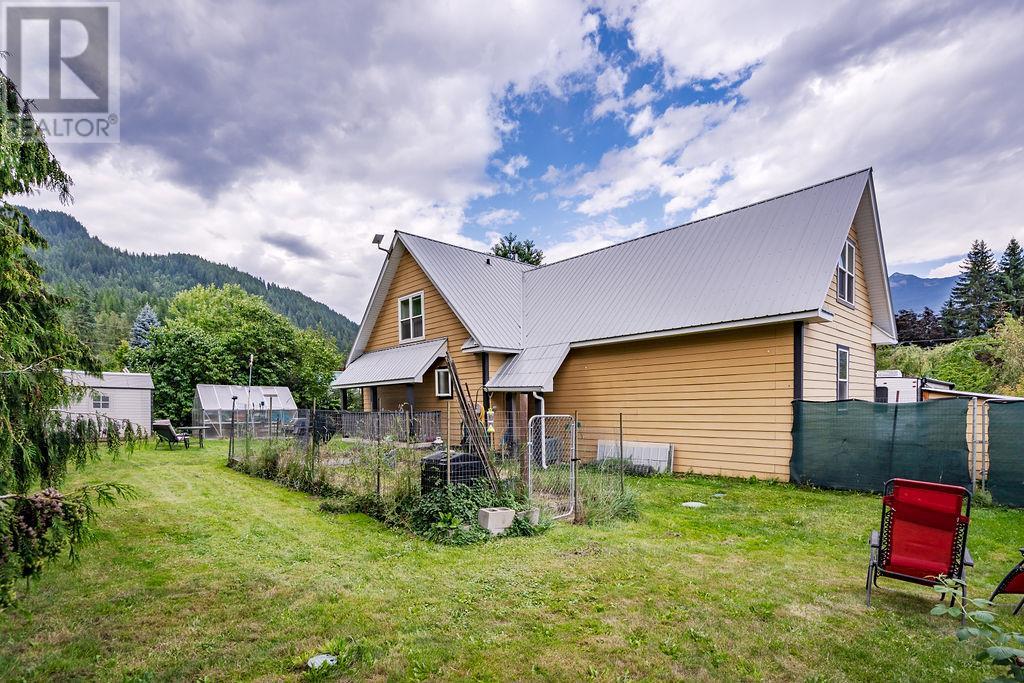 609 Craft Street, Kaslo, British Columbia  V0G 1M0 - Photo 37 - 10357162