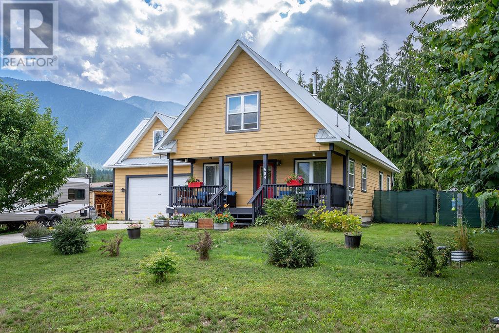 609 Craft Street, Kaslo, British Columbia  V0G 1M0 - Photo 4 - 10357162